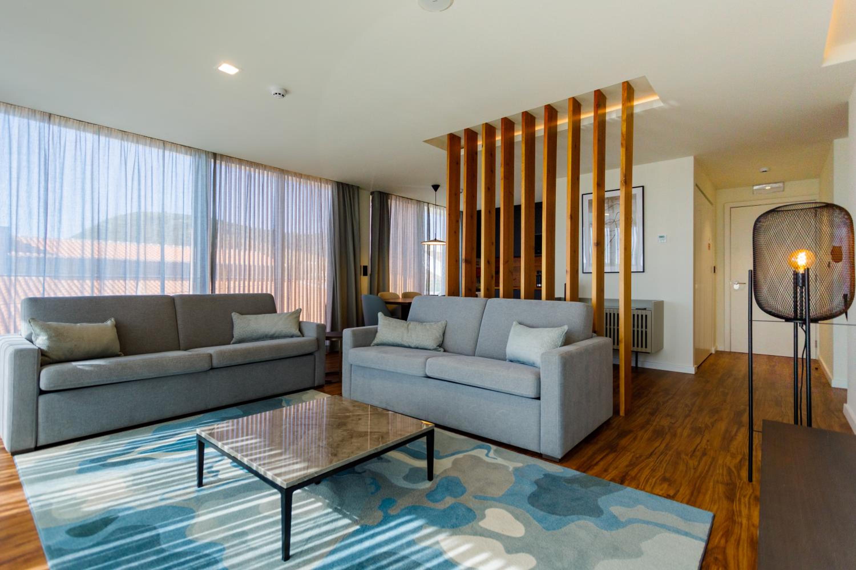 Two-Bedroom Apartment - Photo 11