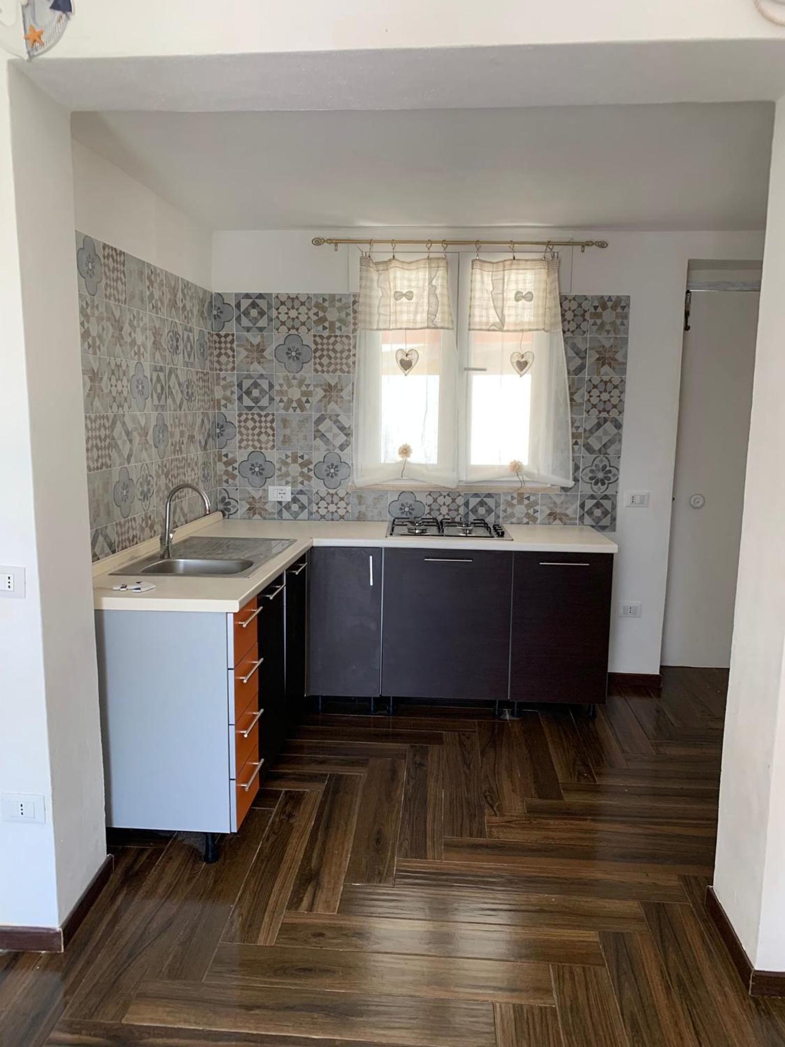 One-Bedroom House - Photo 29