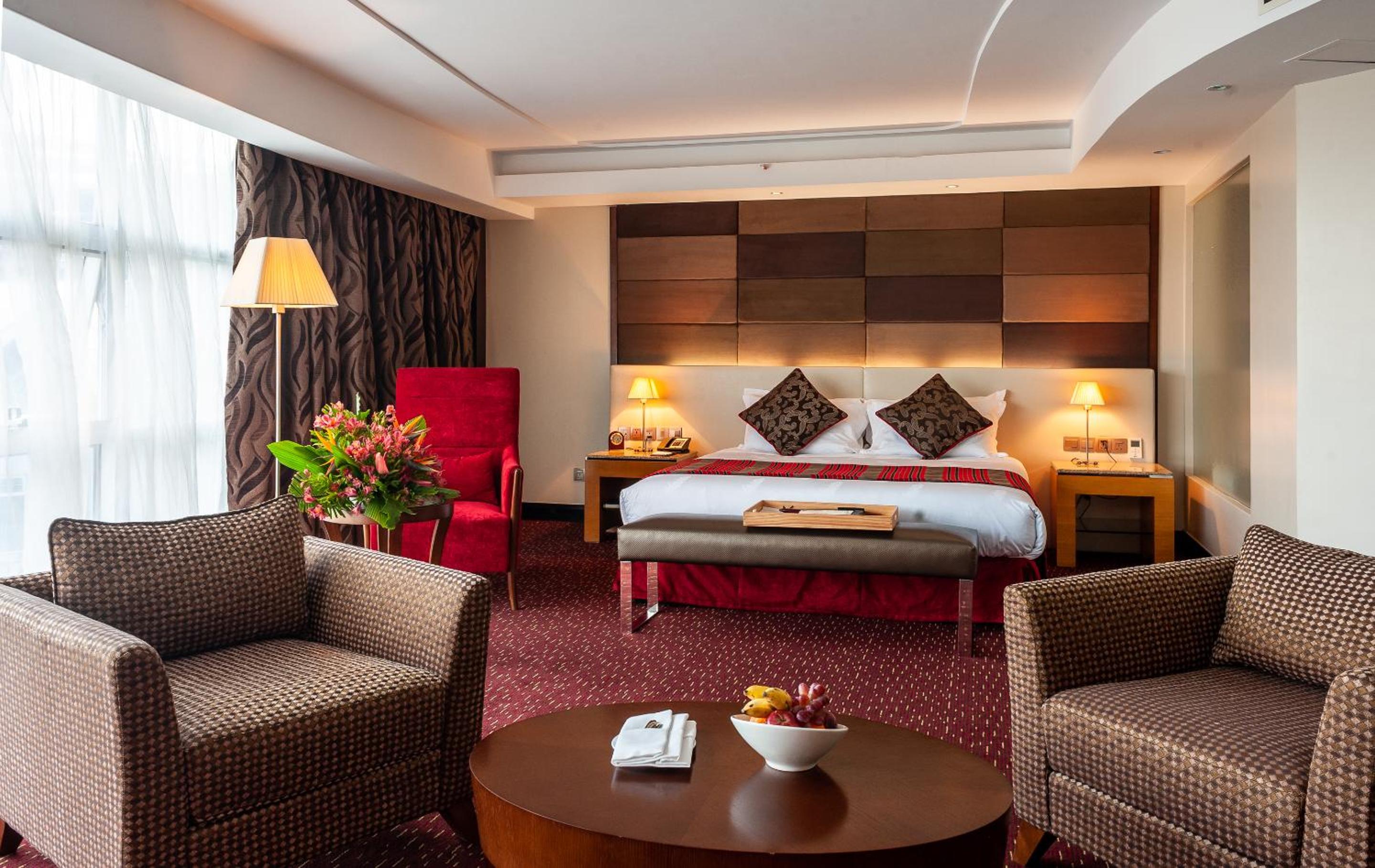 Executive Suite photo 2
