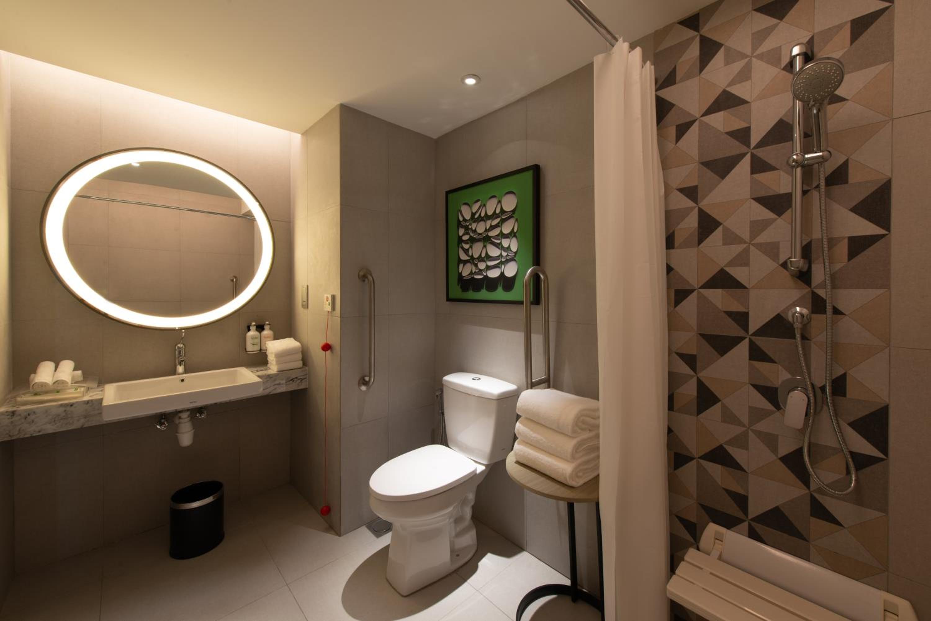 Standard King Room - Accessible