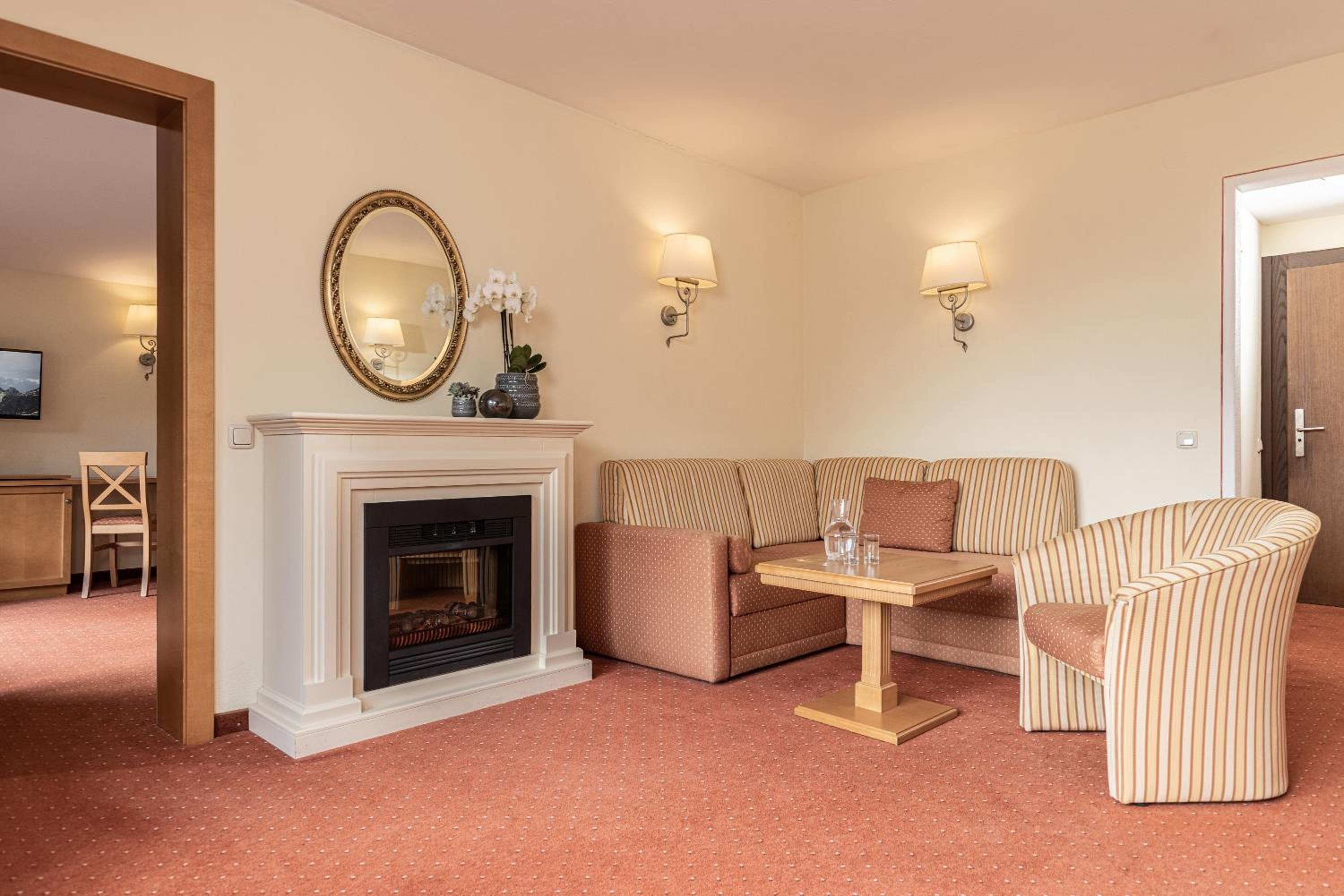 Deluxe Suite with Balcony