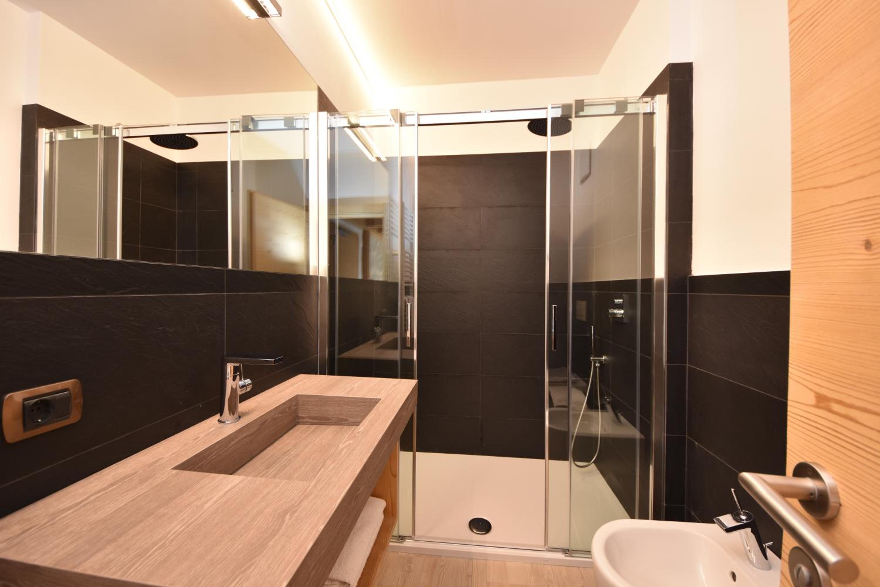 Deluxe Room - Photo 2