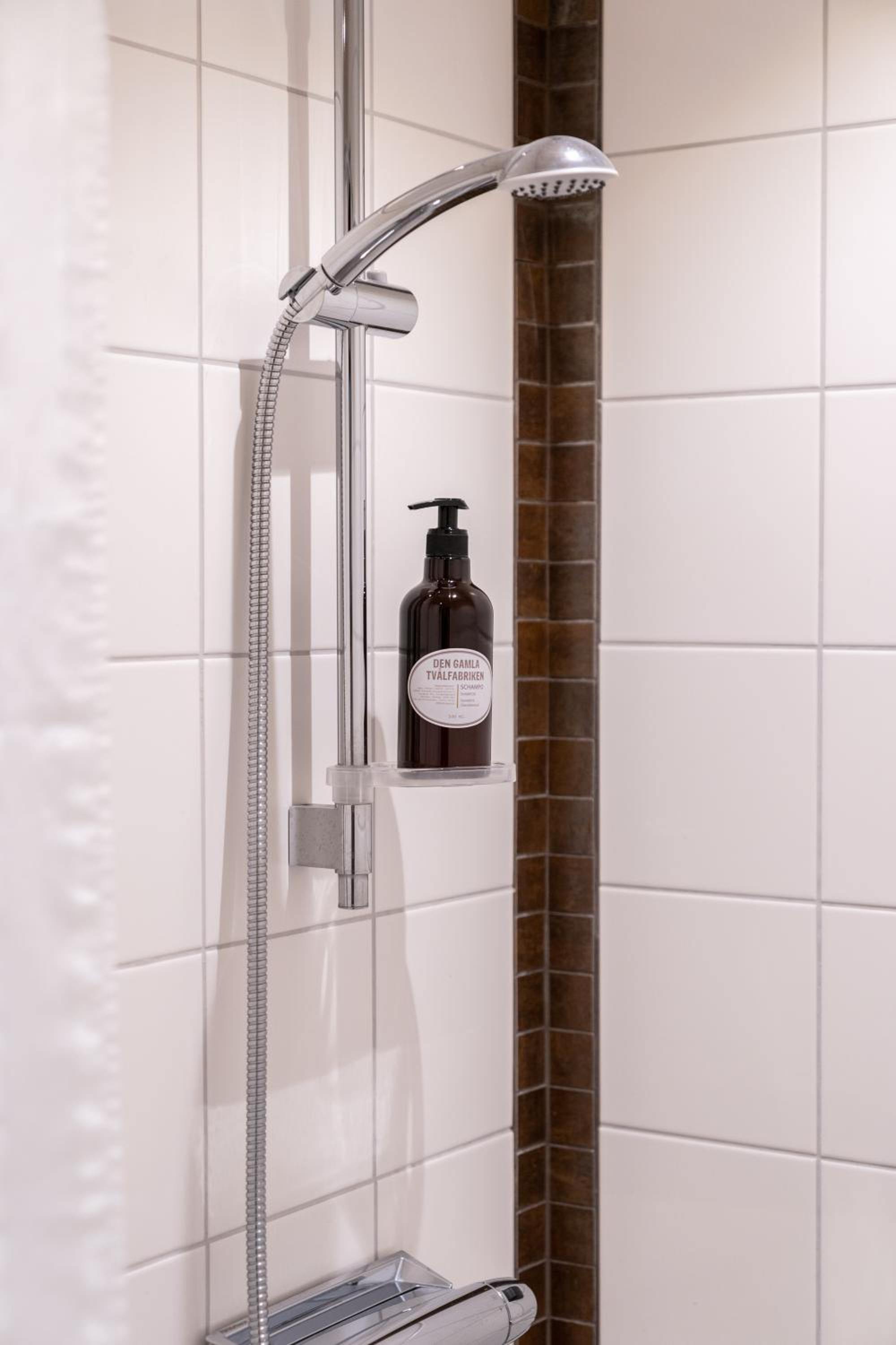 Double Room - Photo 4