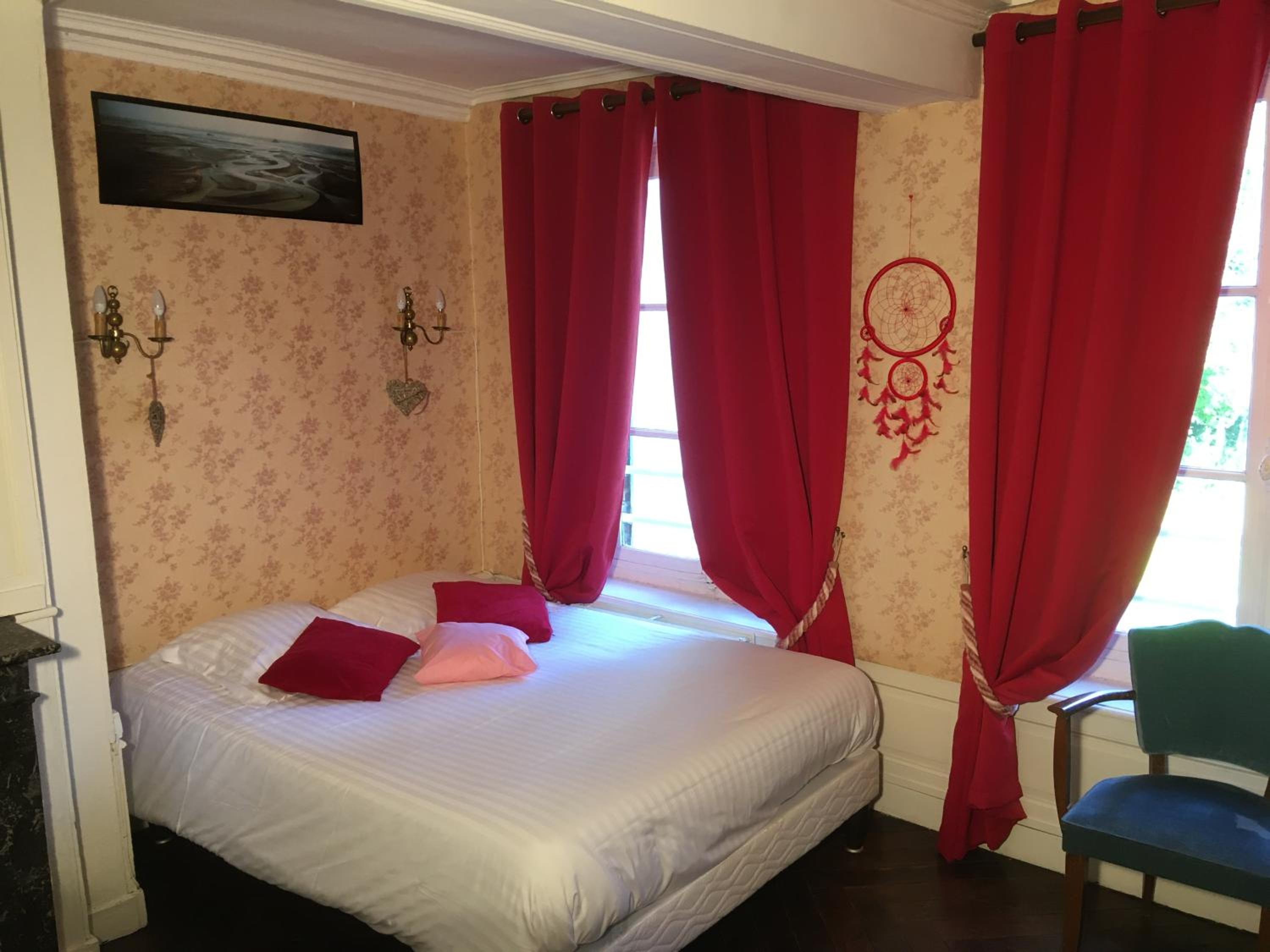 Standard Double Room - Photo 1