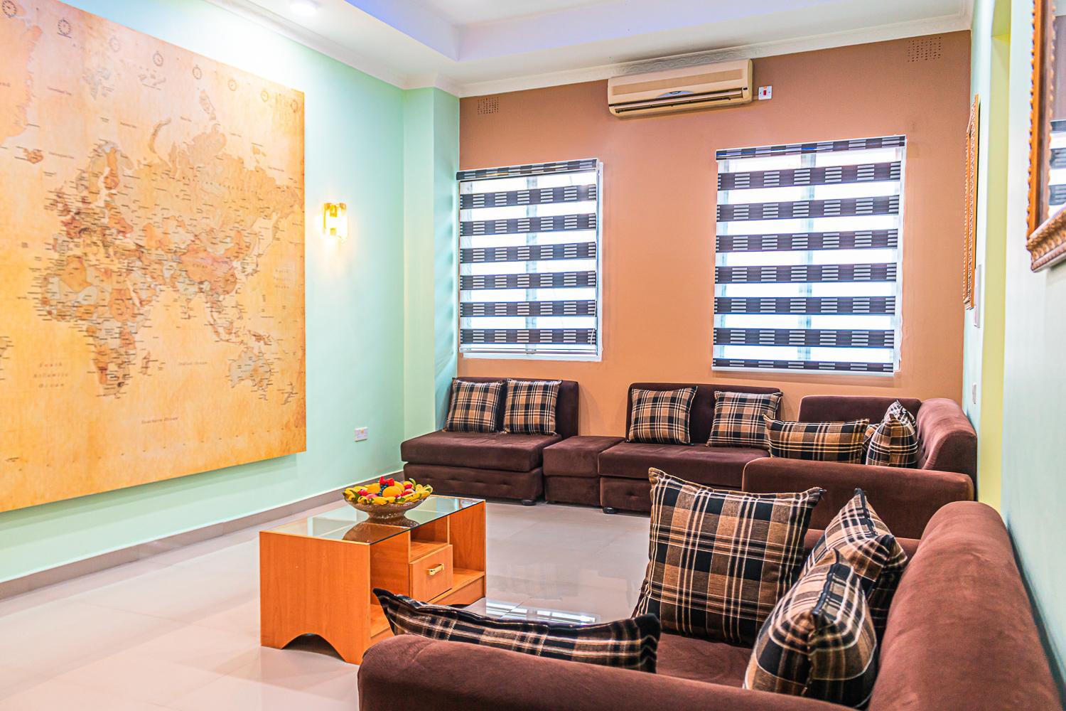 Deluxe Family Room photo 2