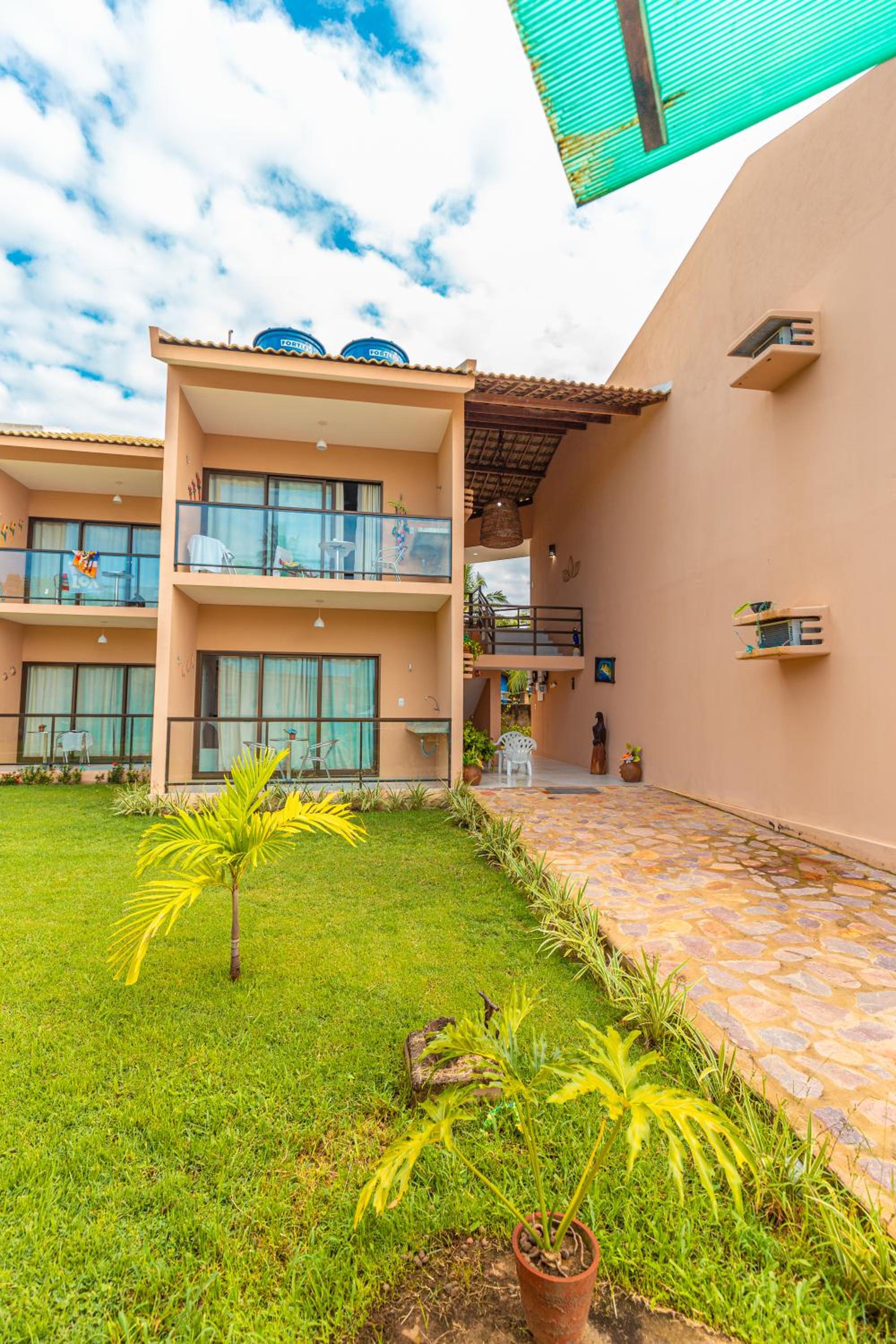 Apartment with Balcony - Photo 8