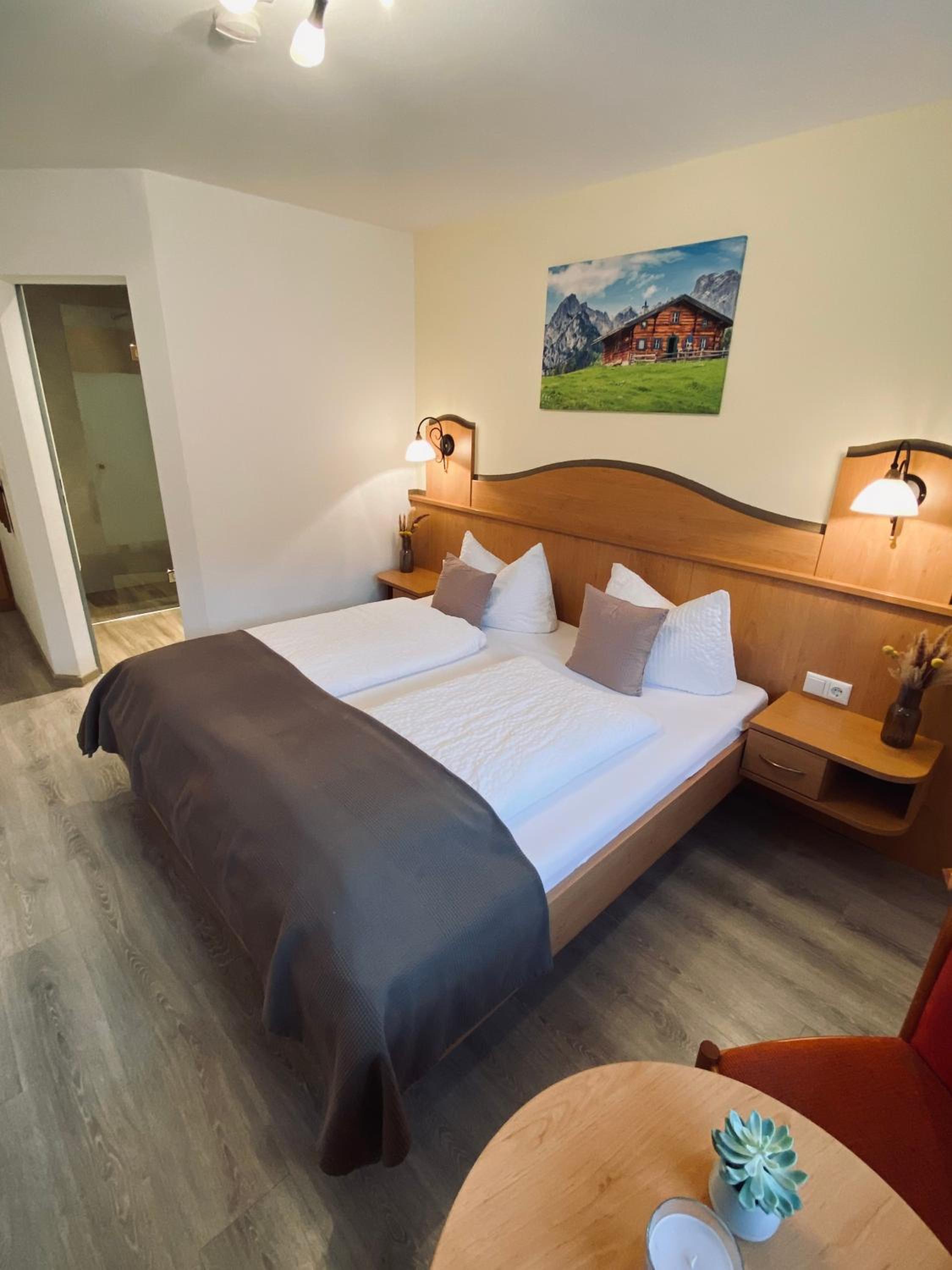 Comfort Double Room with Balcony or Terrace in front of the window photo 3