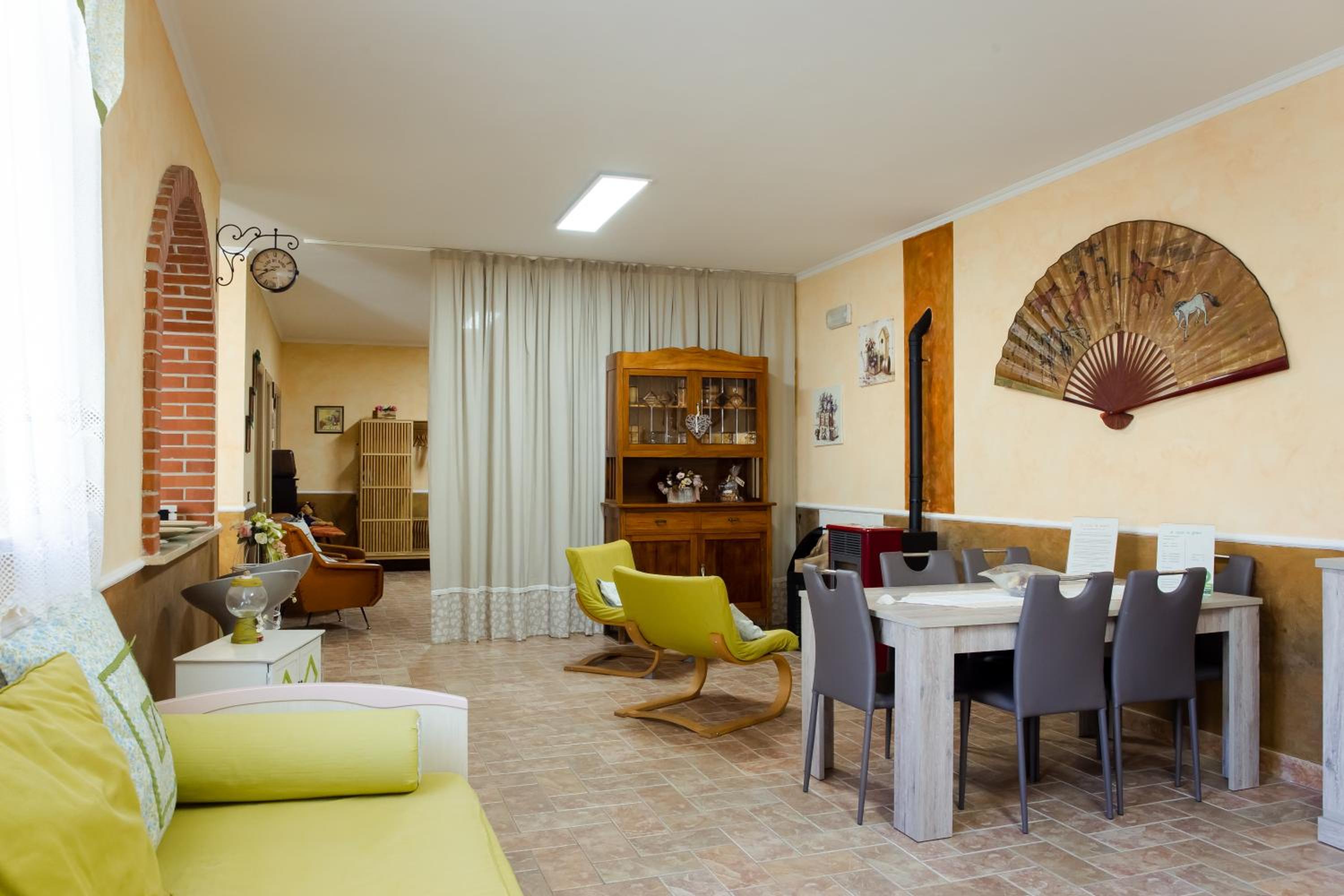 Loft - Photo 3