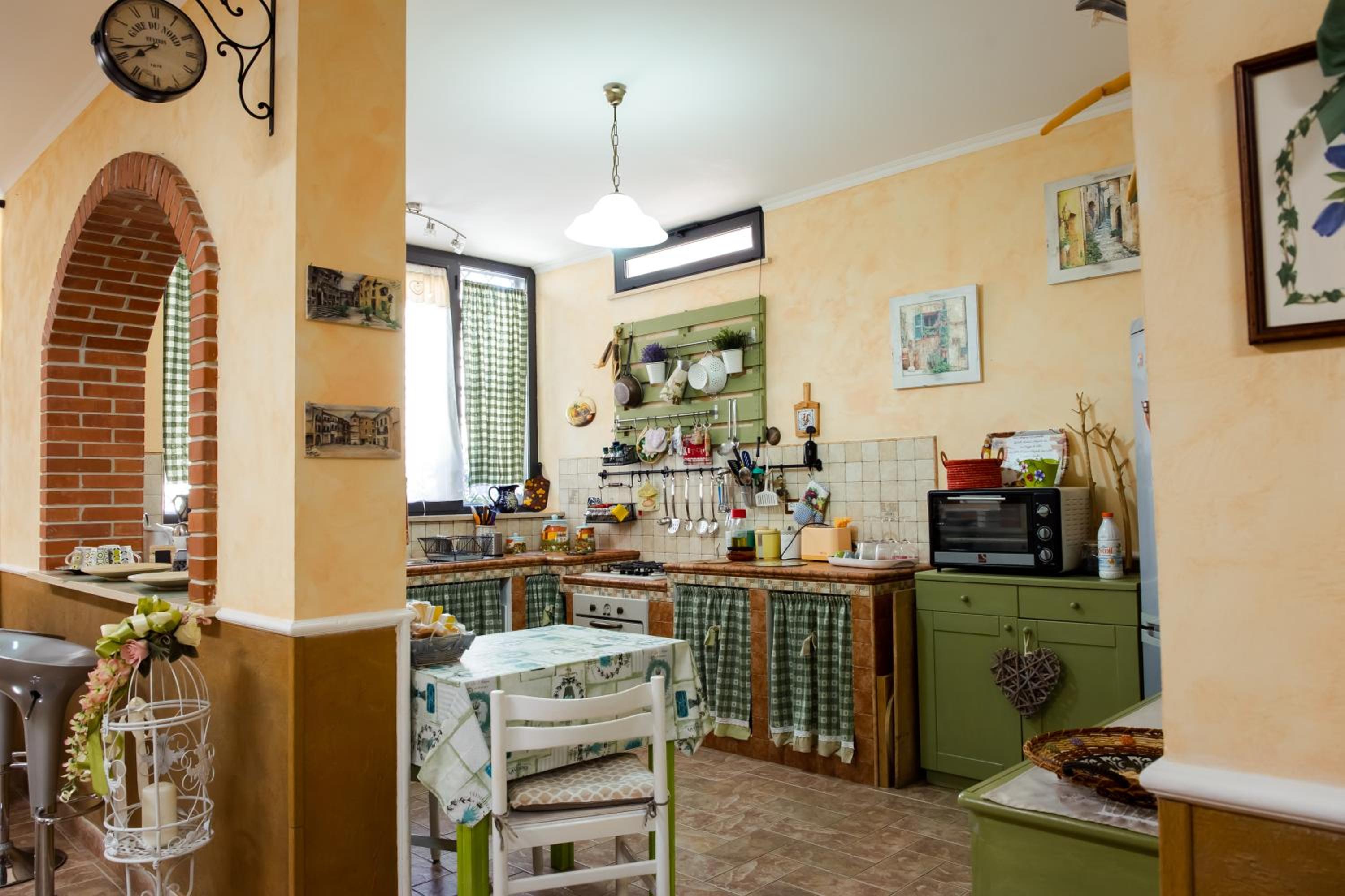 Loft - Photo 2