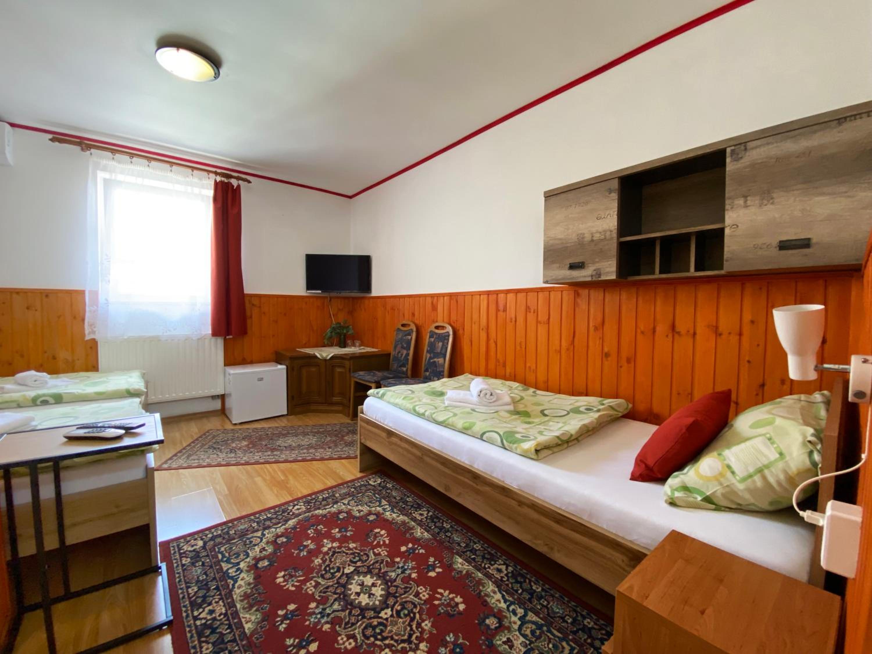 Triple Room - Photo 3