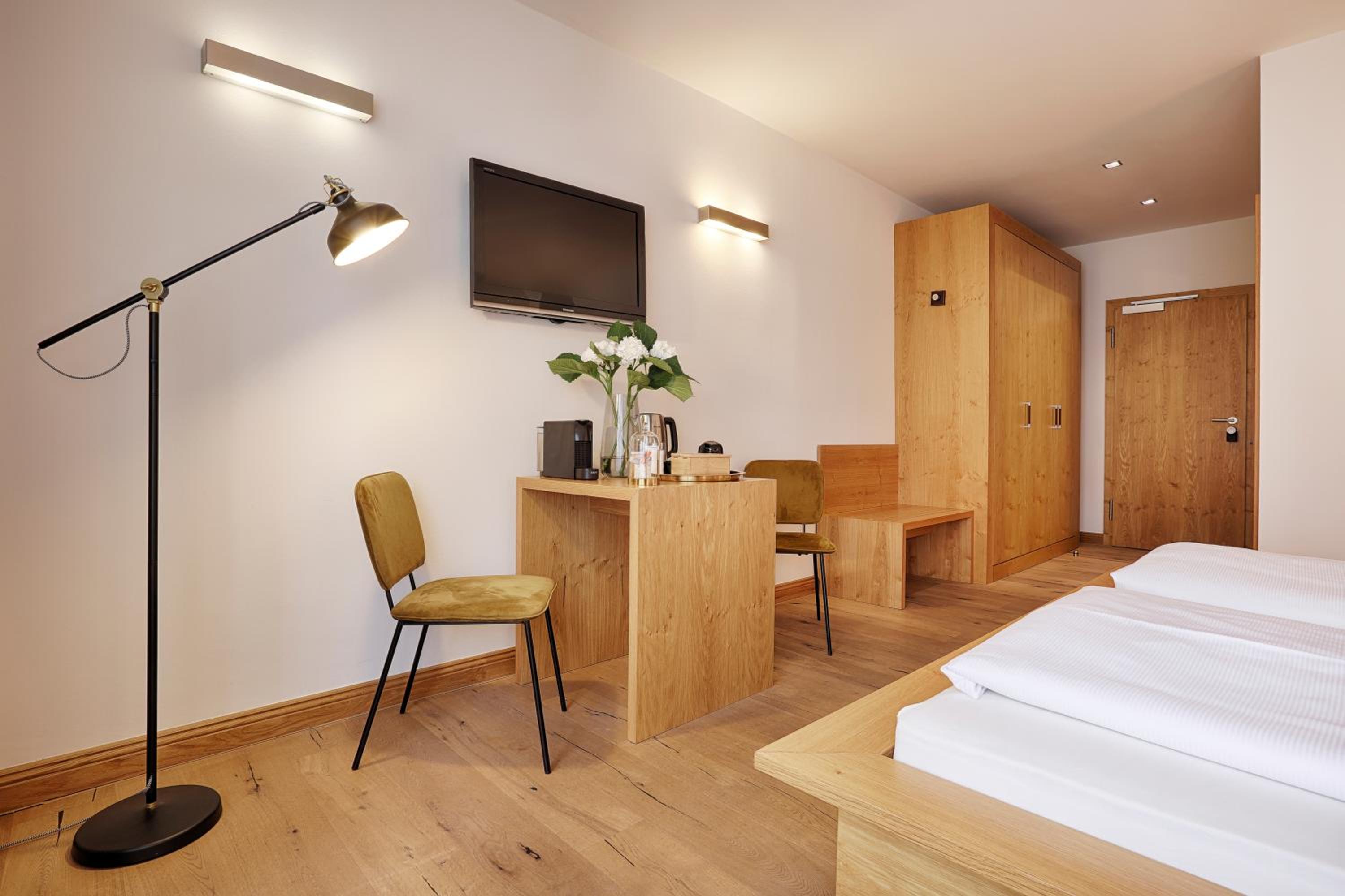 Standard Double Room photo 2