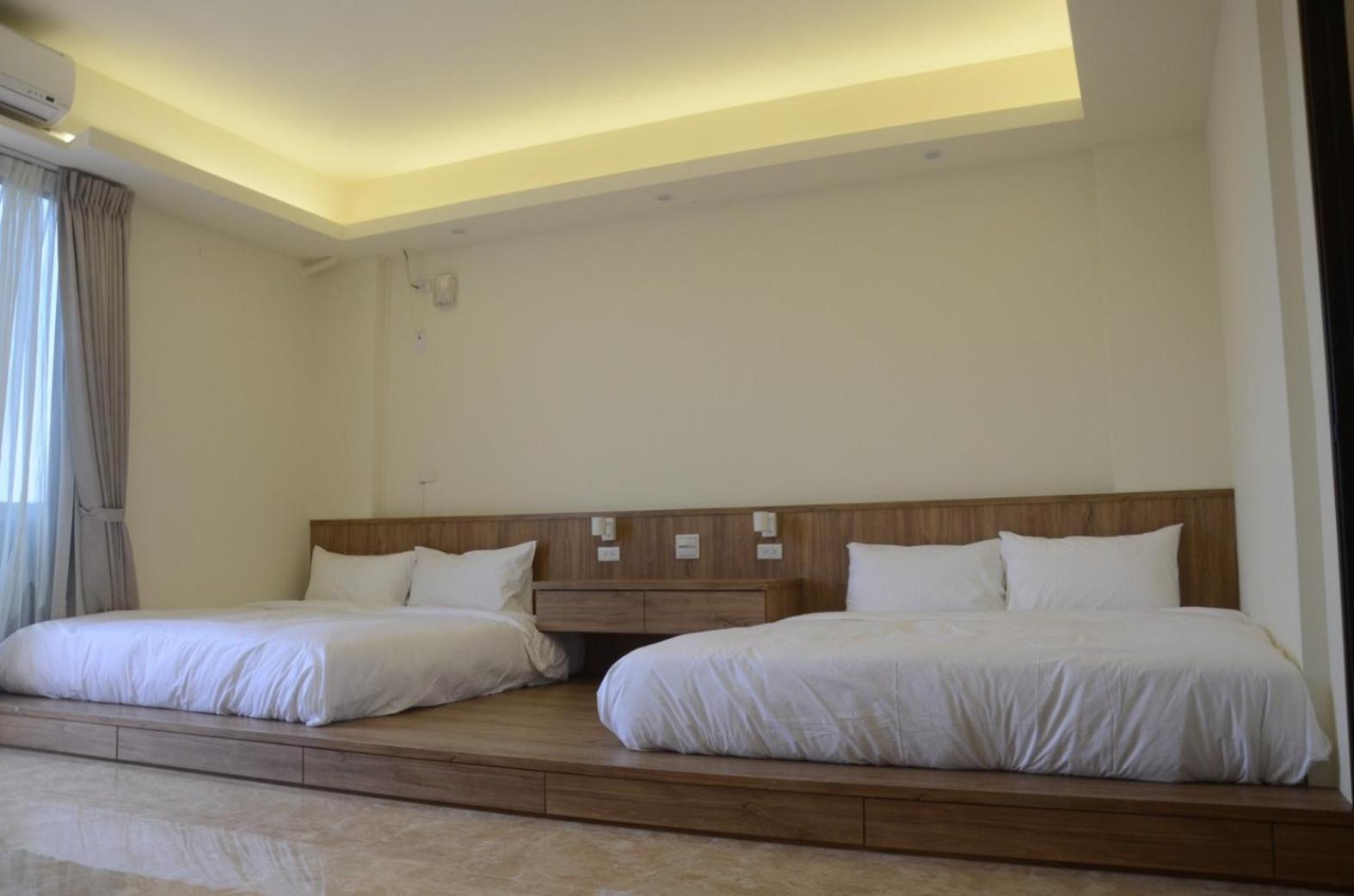 Quadruple Room with Bath photo 1