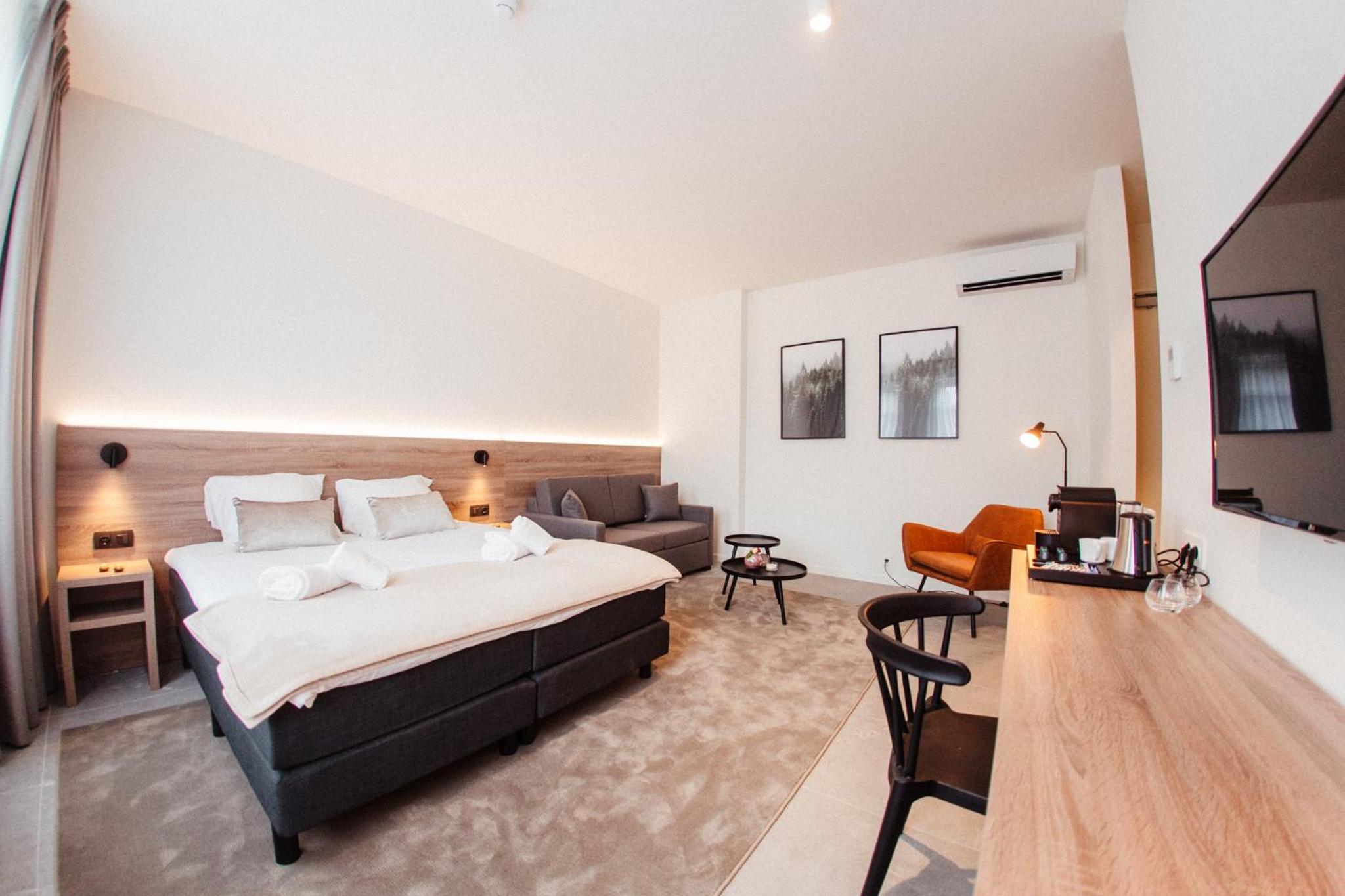 Deluxe Triple Room photo 3