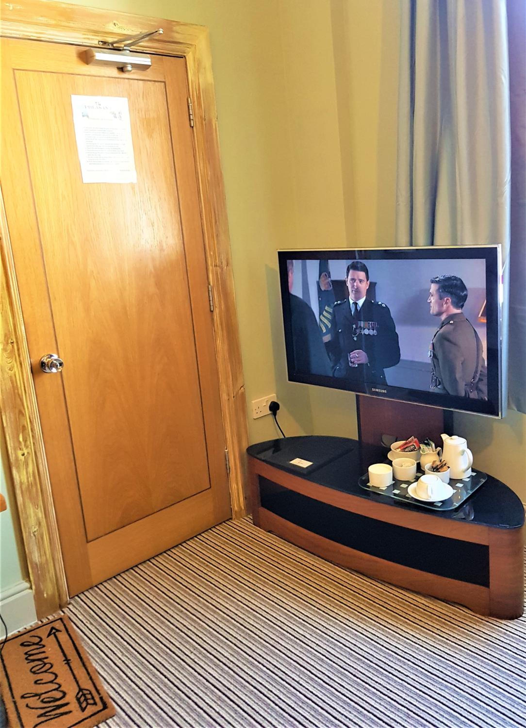 One-Bedroom Apartment - Photo 7