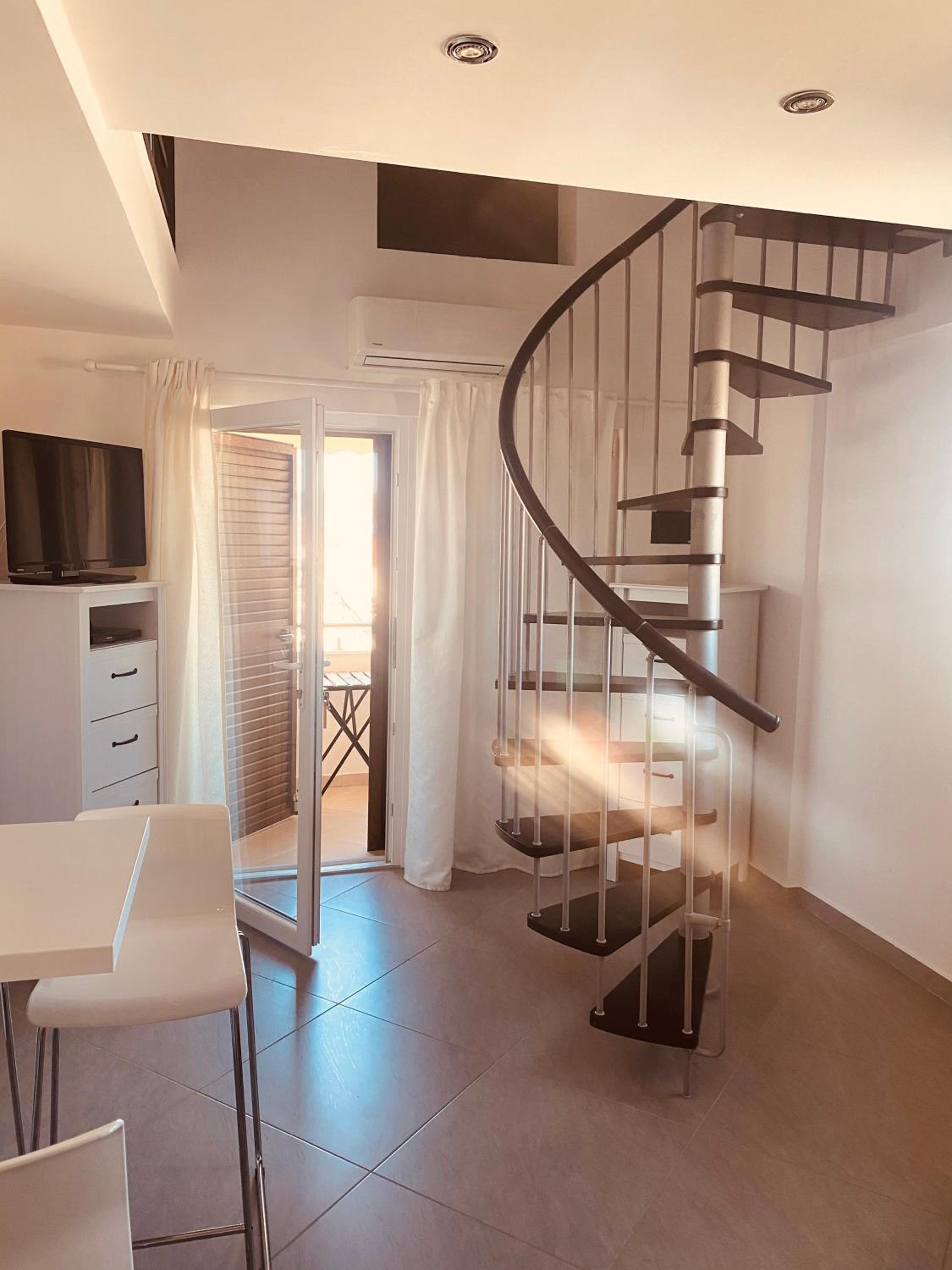 Deluxe Apartment photo 1