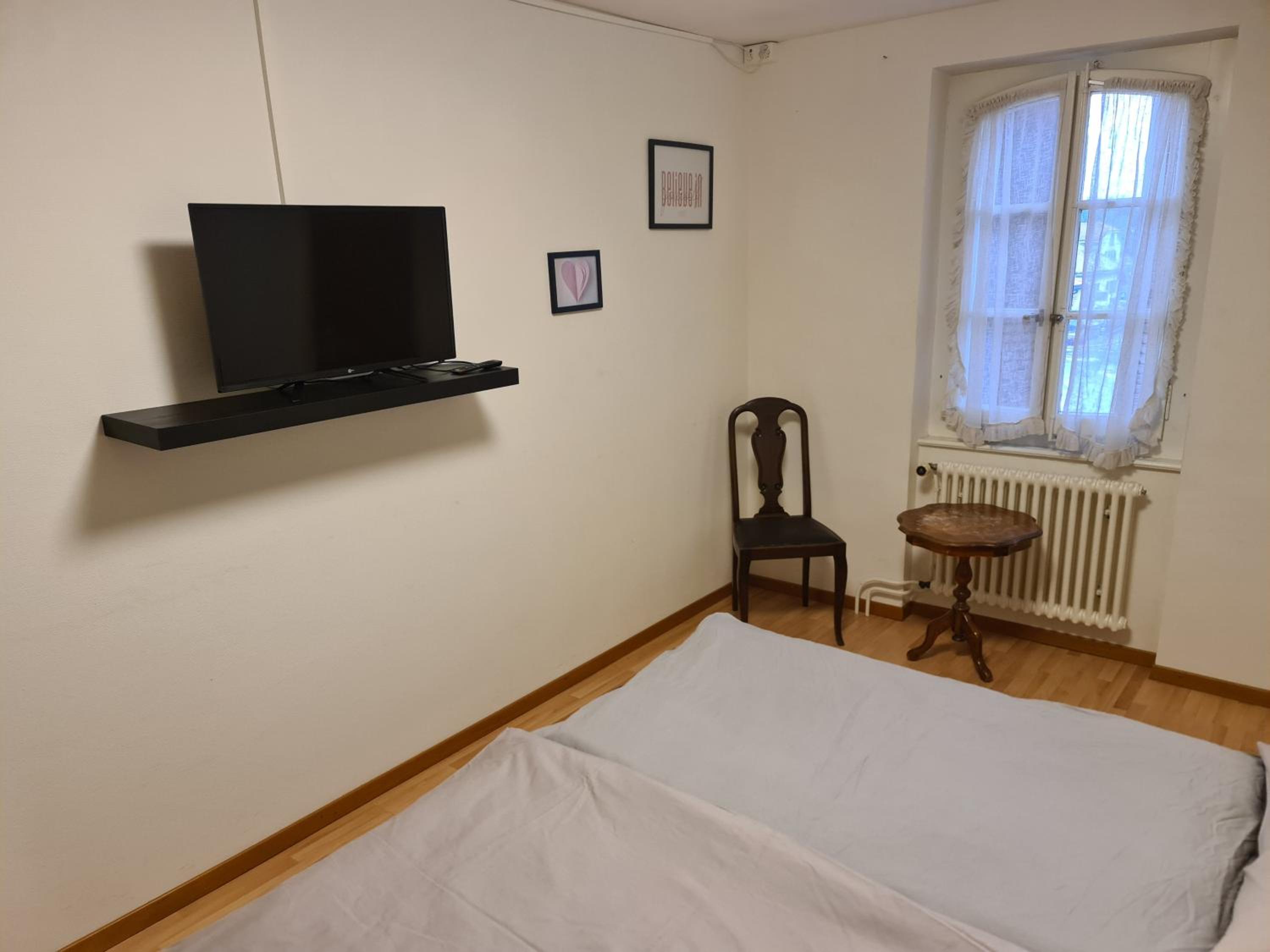 Deluxe Room - Photo 5