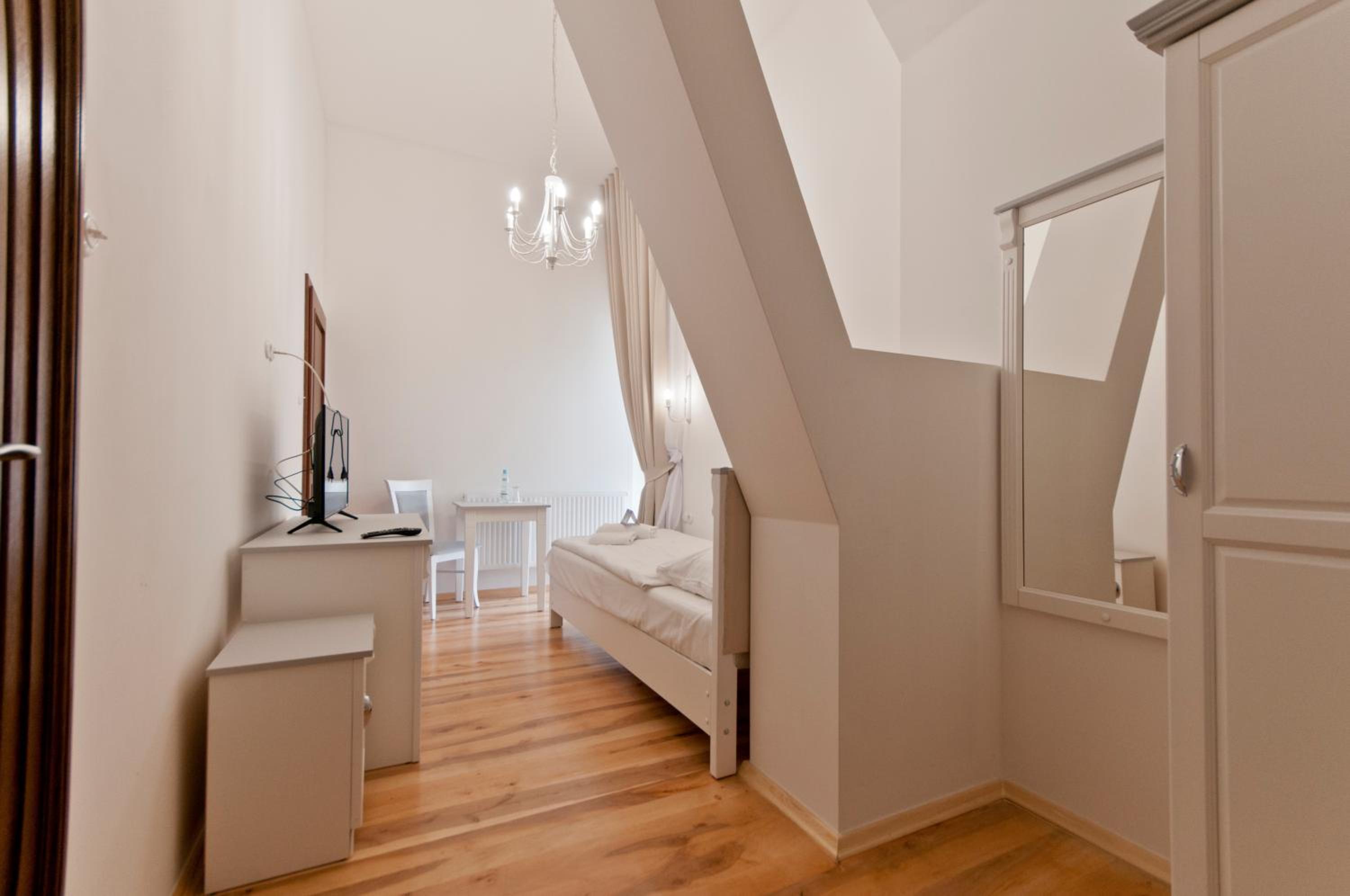 Single Room photo 1