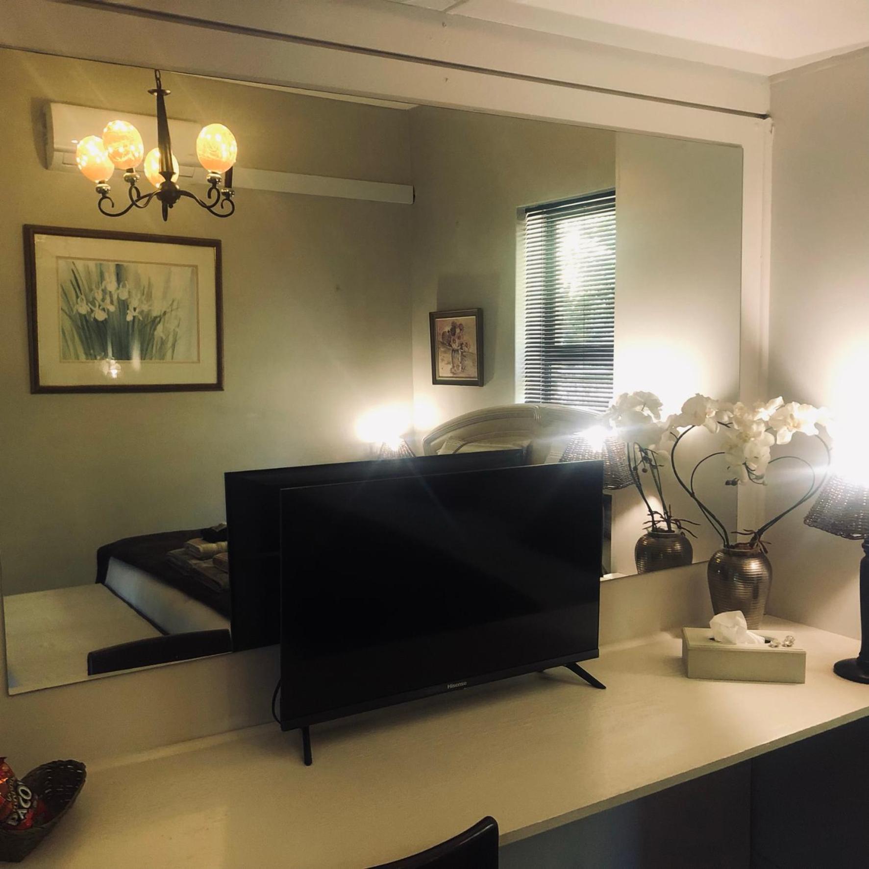 Suite - Photo 47