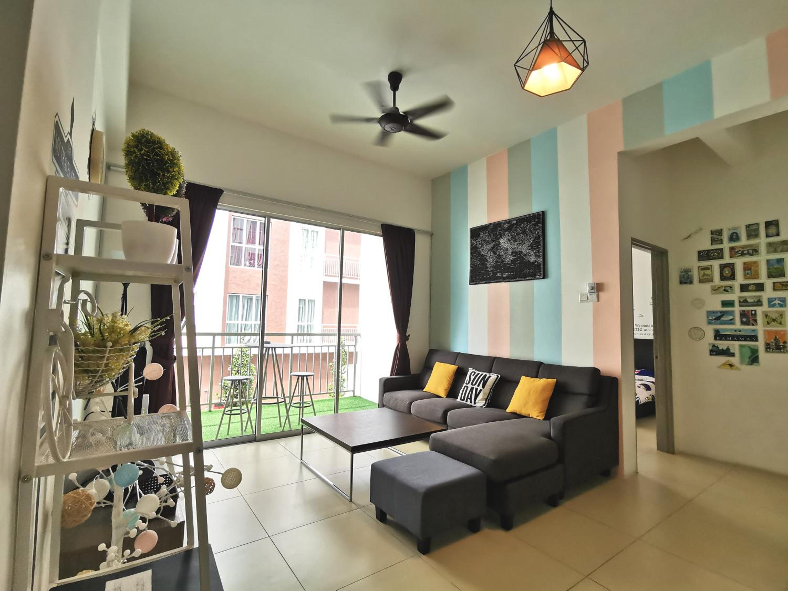 Apartment with Mountain View photo 1