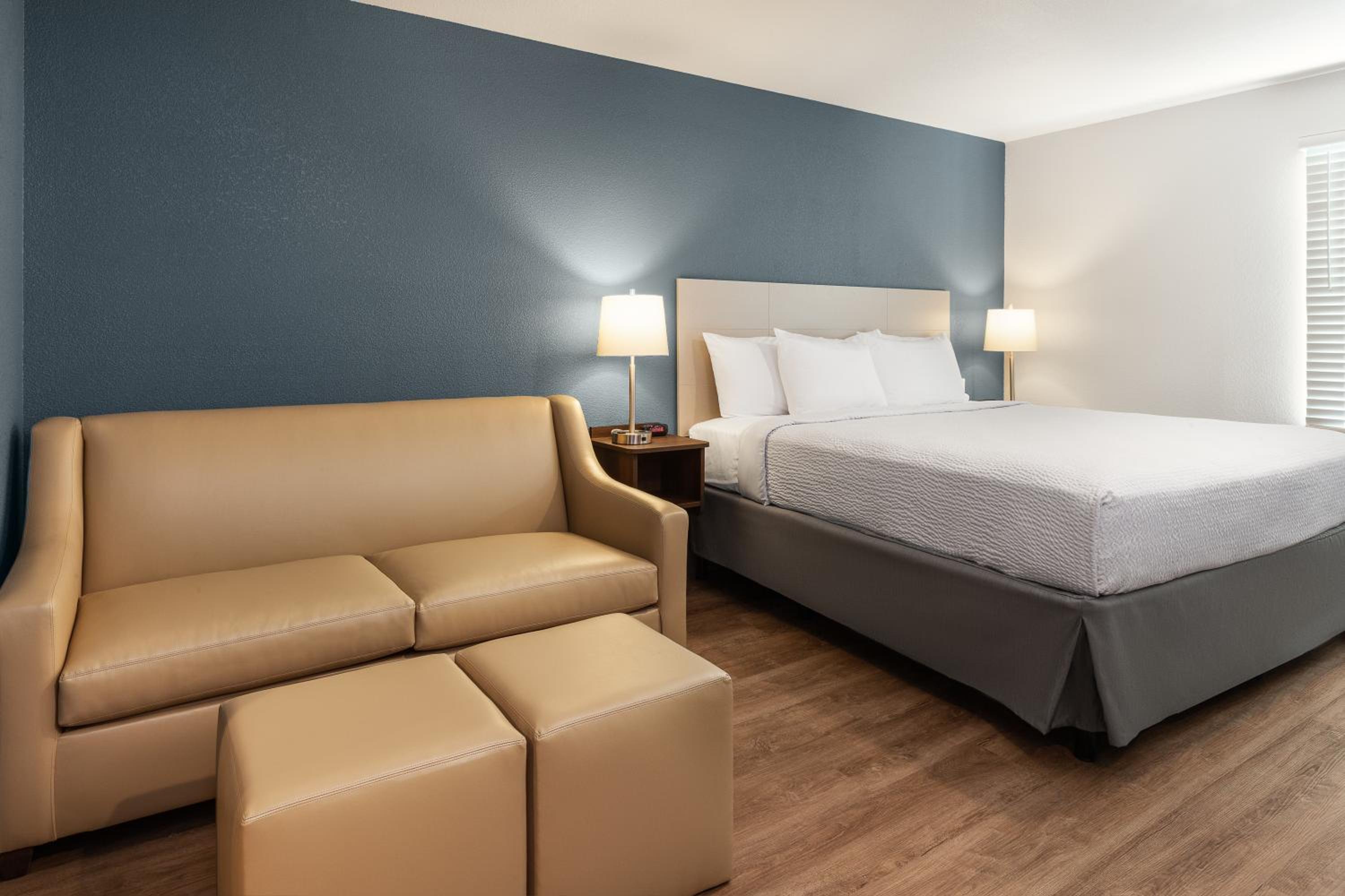 King Room - Accessible/Non-Smoking photo 3