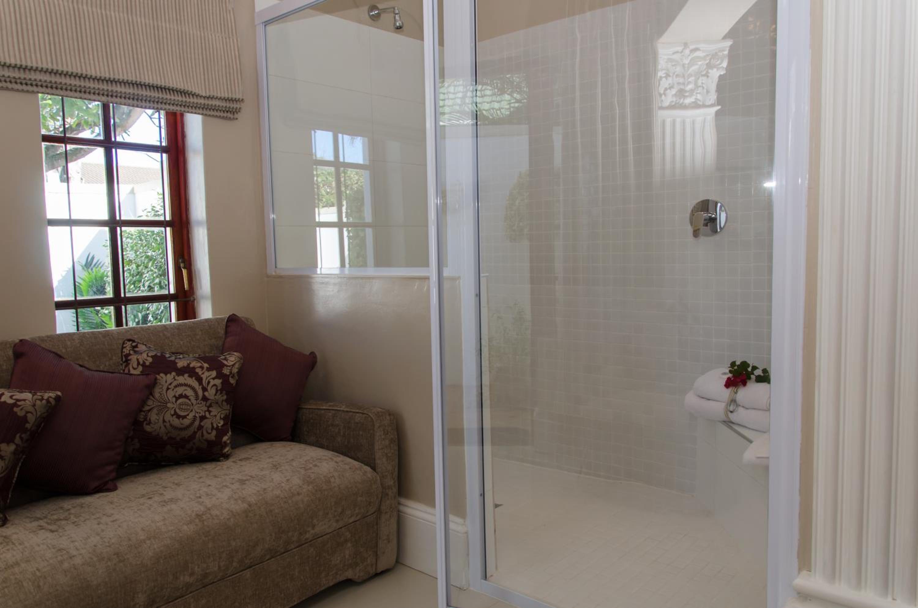 Twin/Double Room - Photo 14