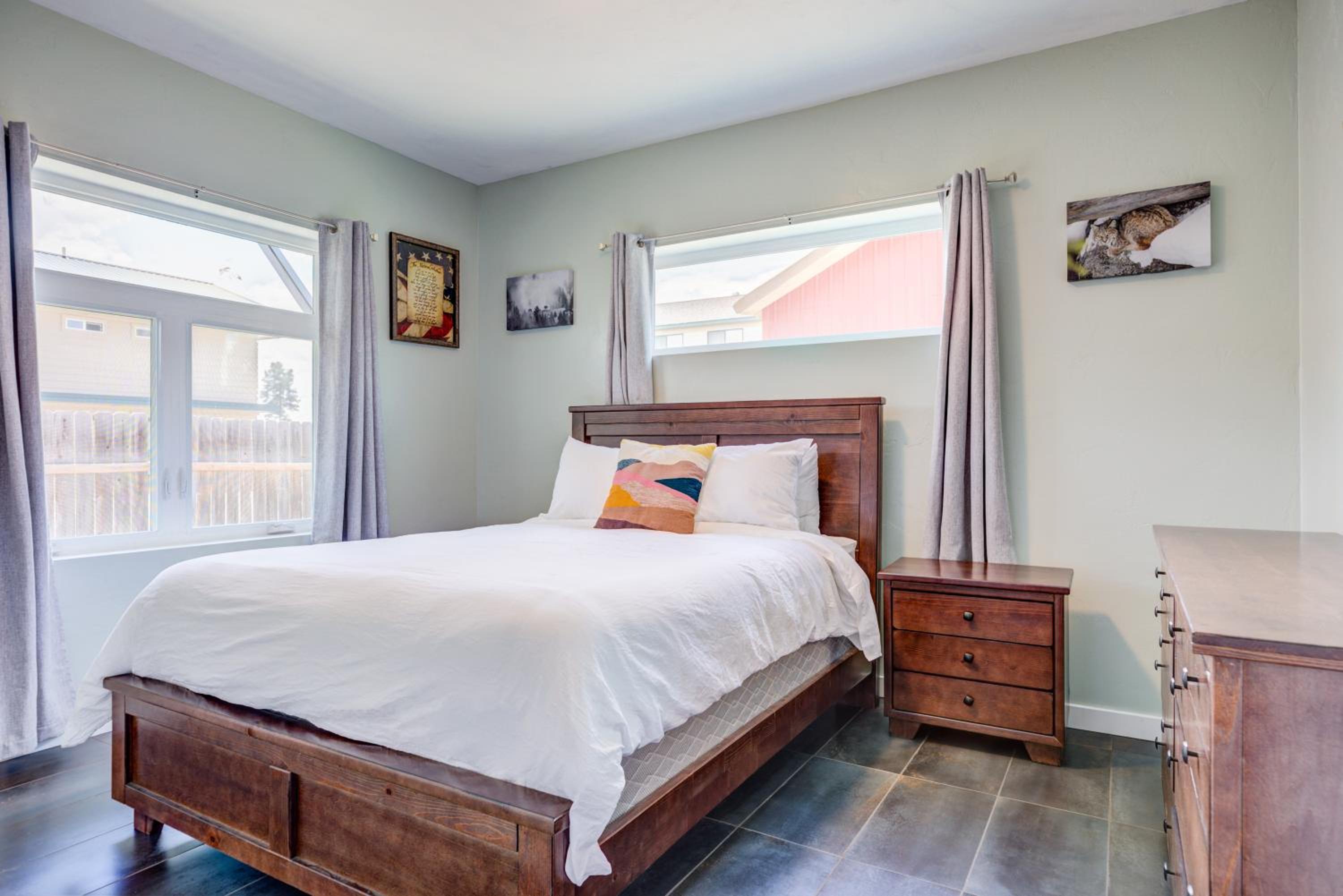 One-Bedroom House photo 1