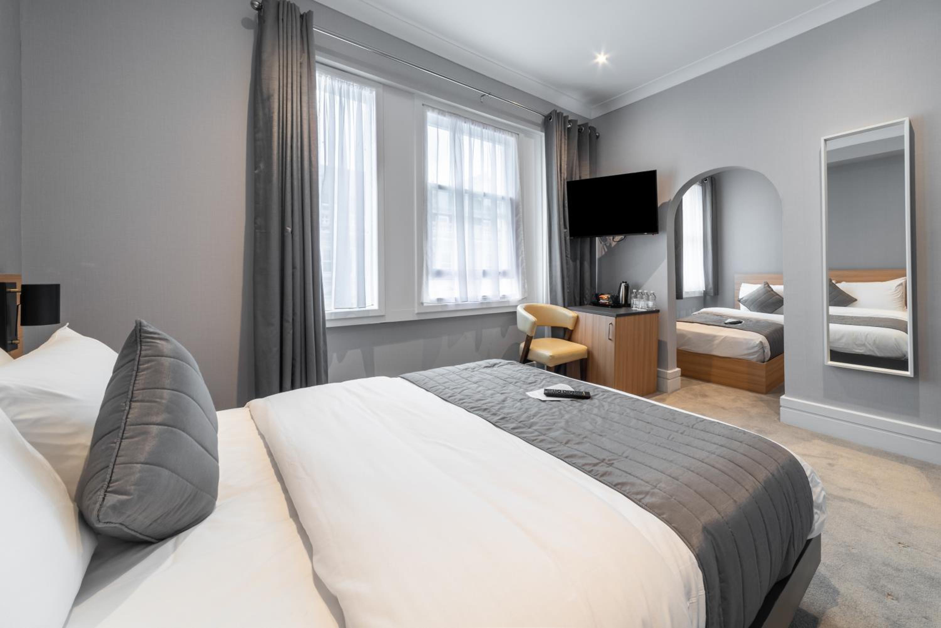 Triple Room photo 2