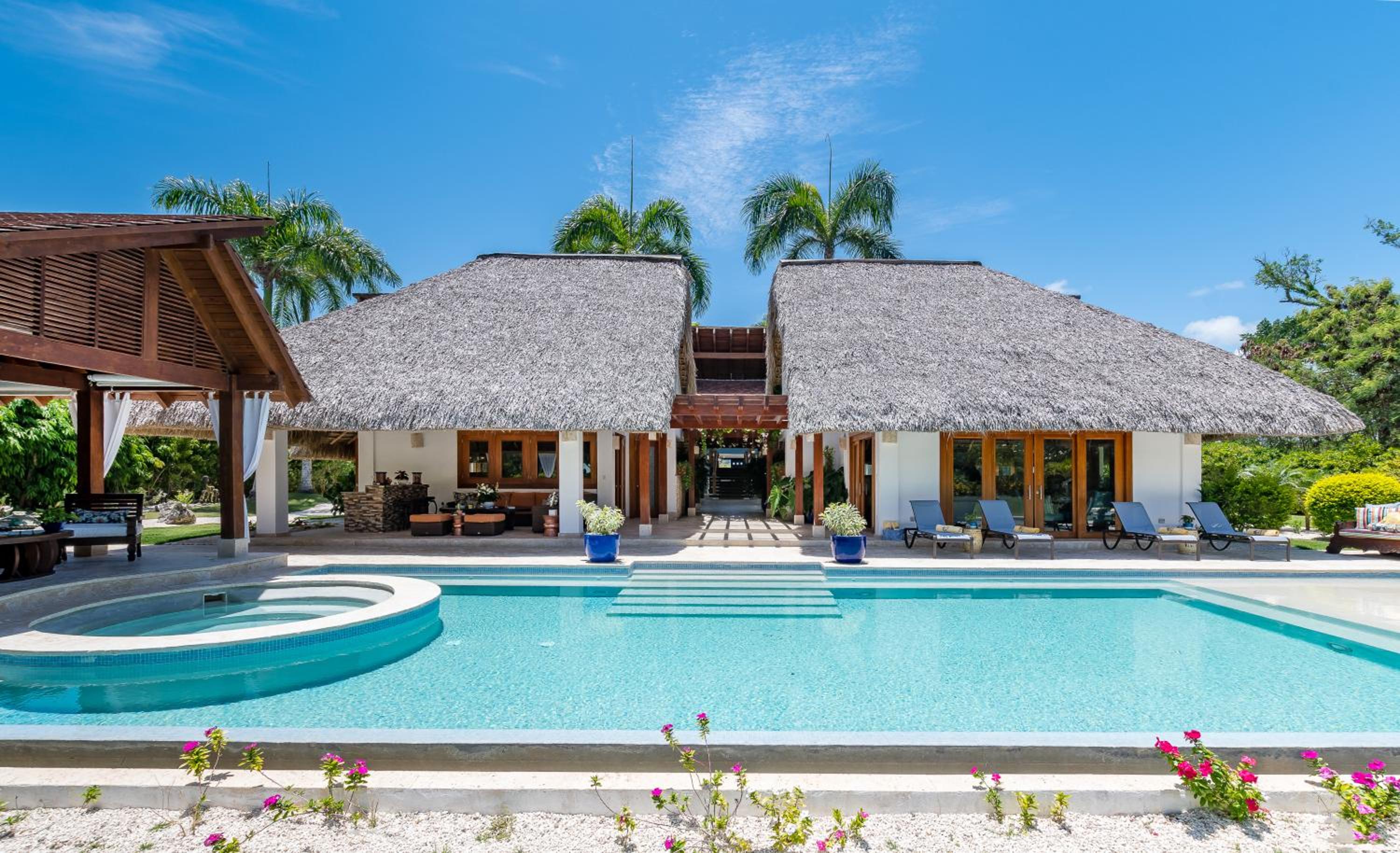 Villa with Sea View
