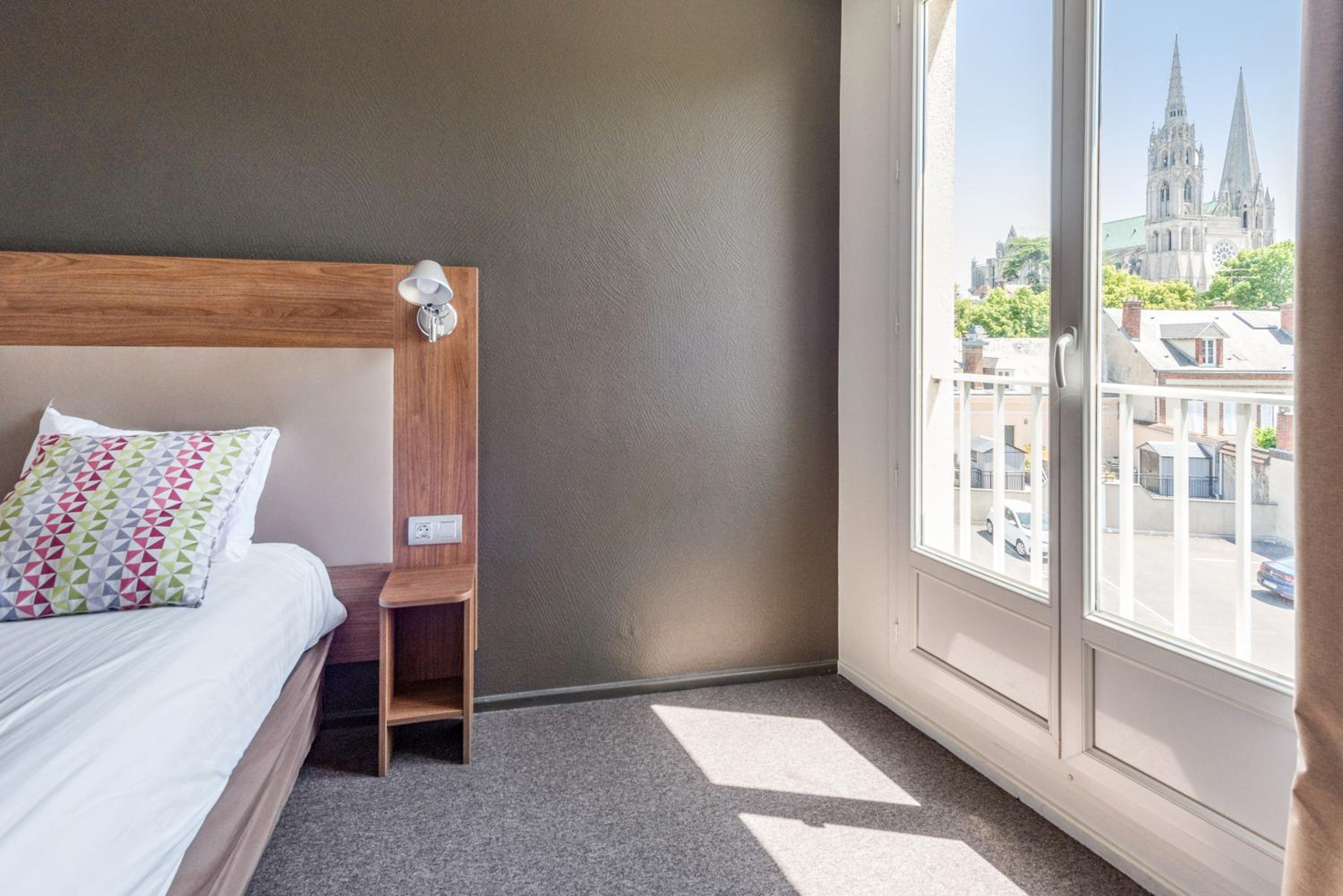 Double Room - Photo 9