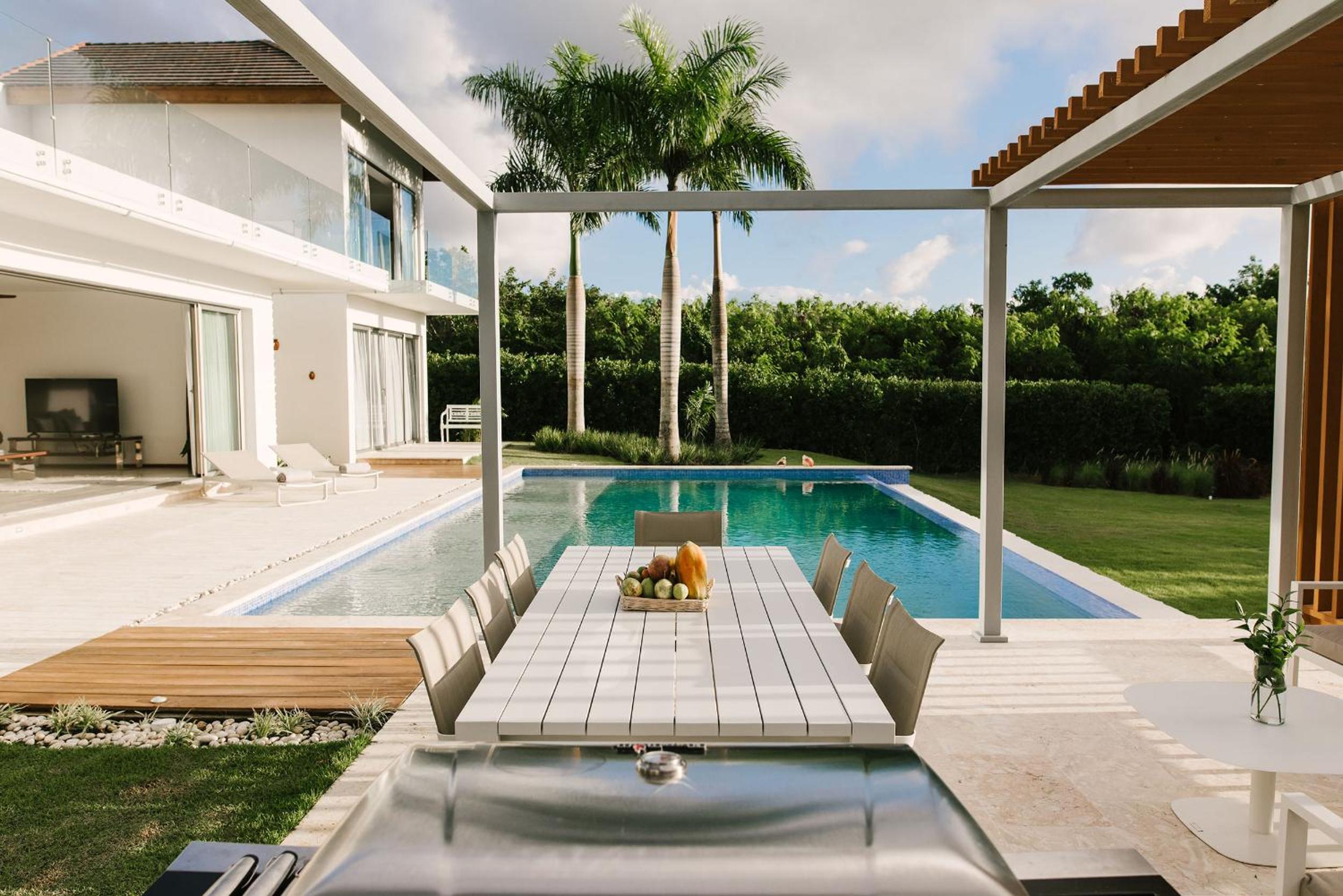 Villa - Beach Front