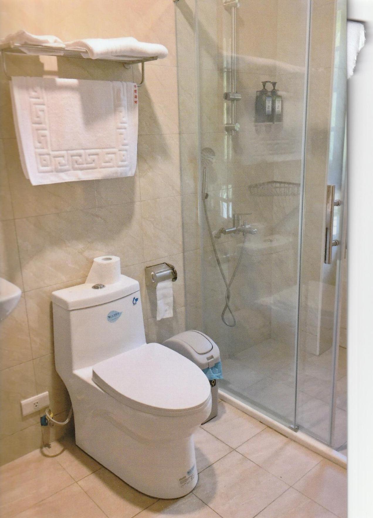 Double Room with Private Bathroom photo 3