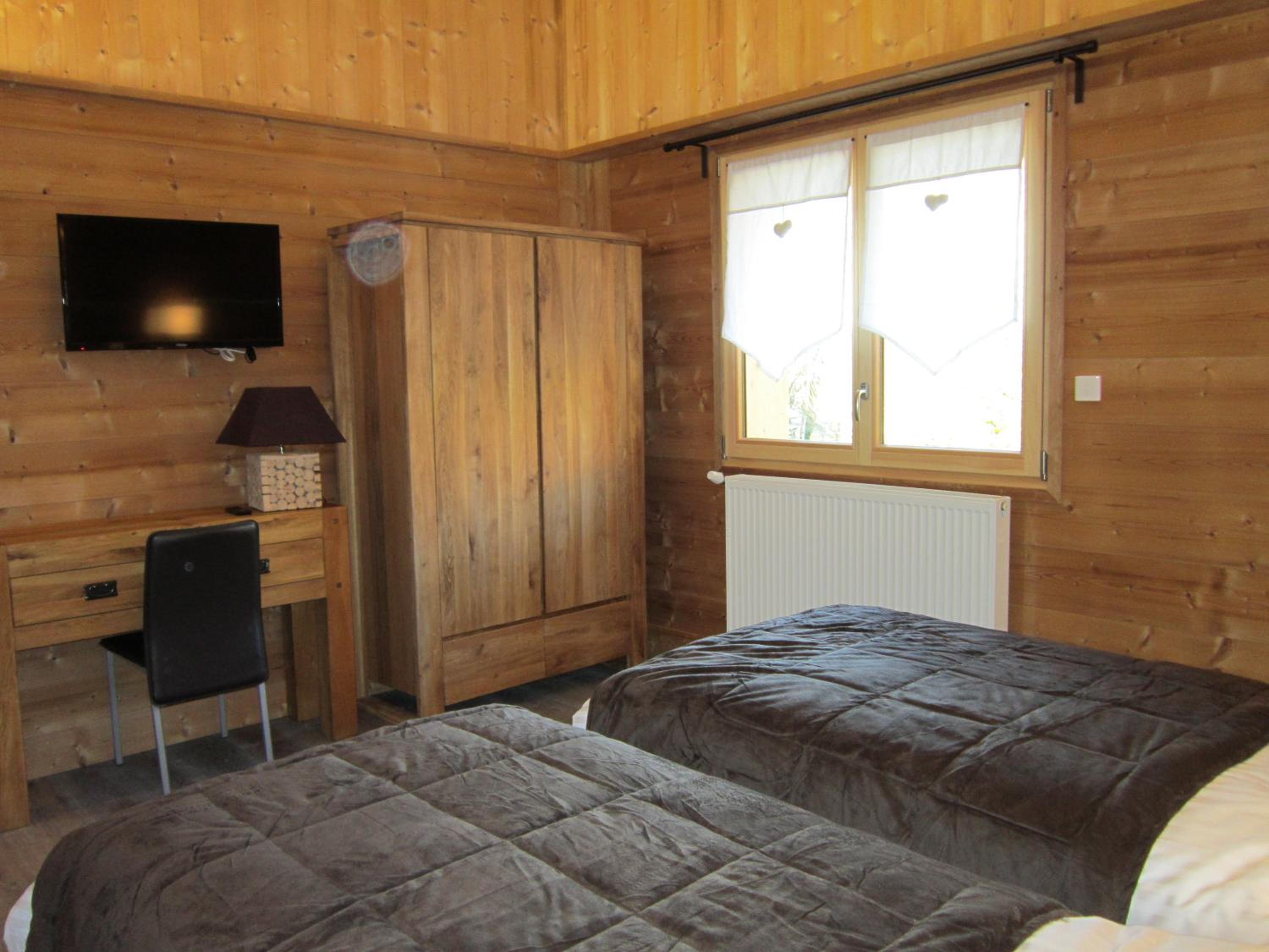Family Suite with Terrace - Photo 7