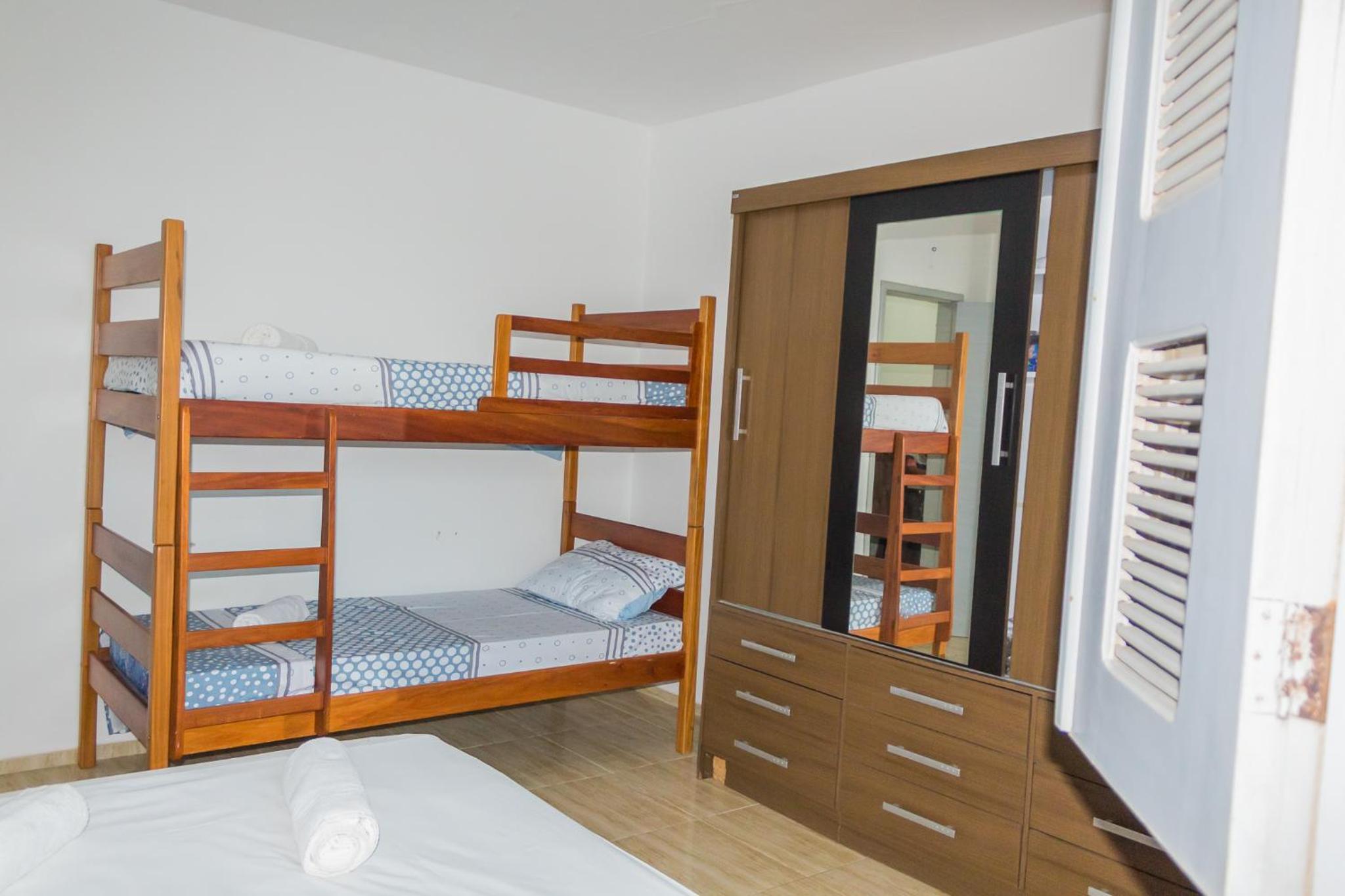 Apartment - Split Level - Photo 14
