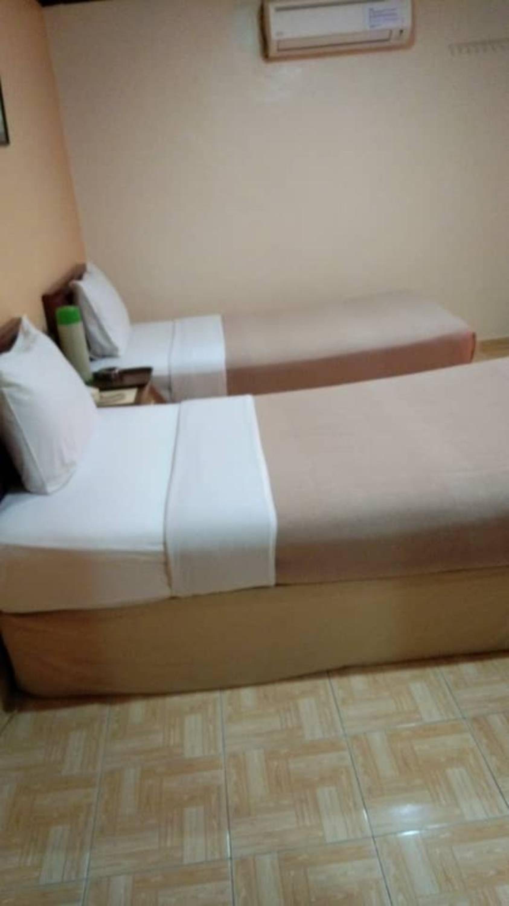 Superior Twin Room - Photo 4