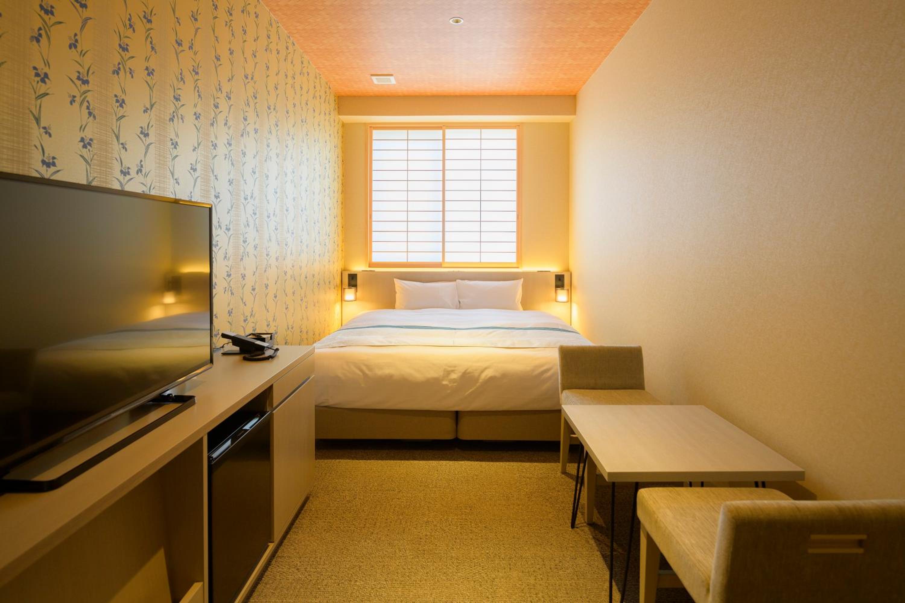 Economy Double Room photo 1