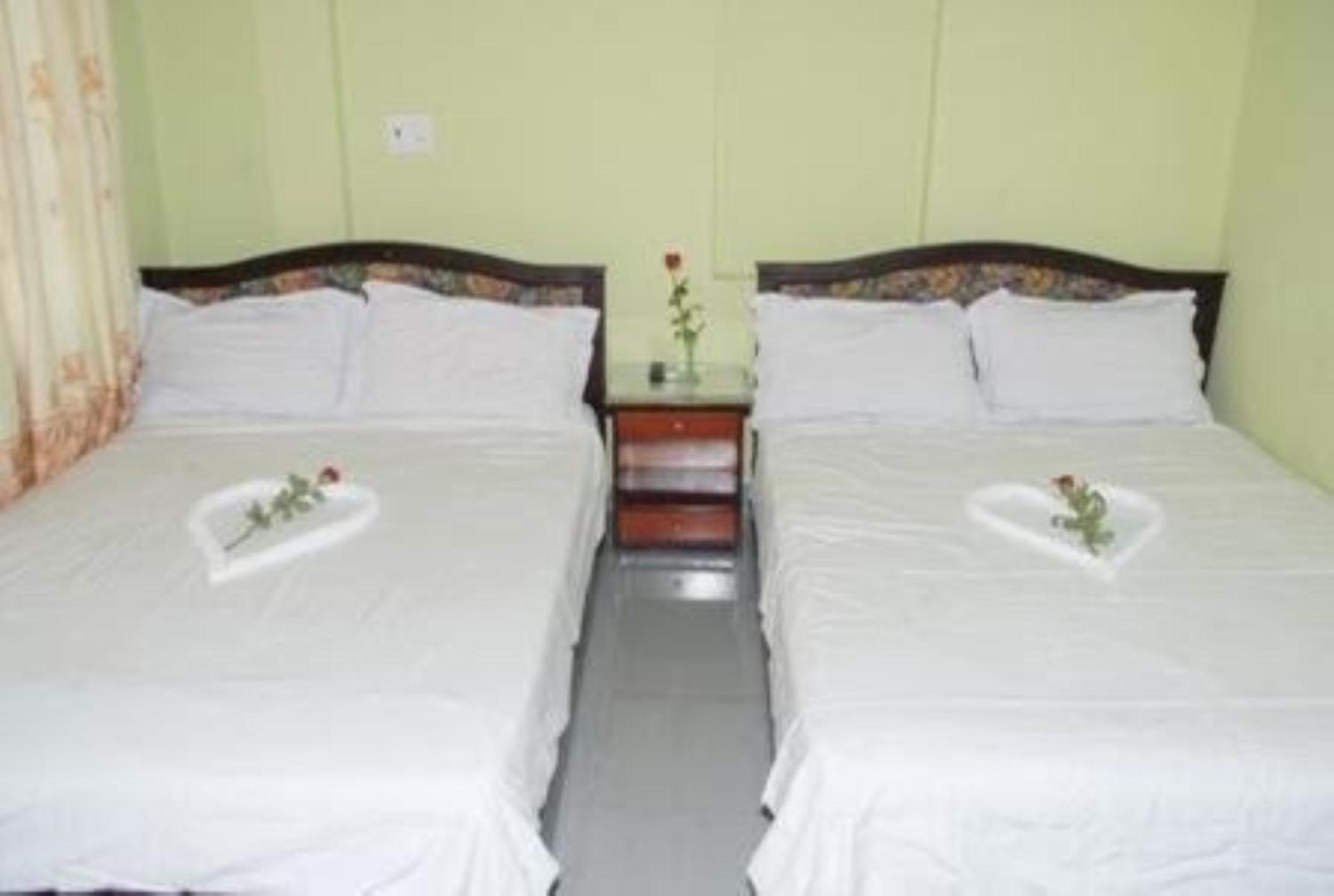 Quadruple Room - Photo 5
