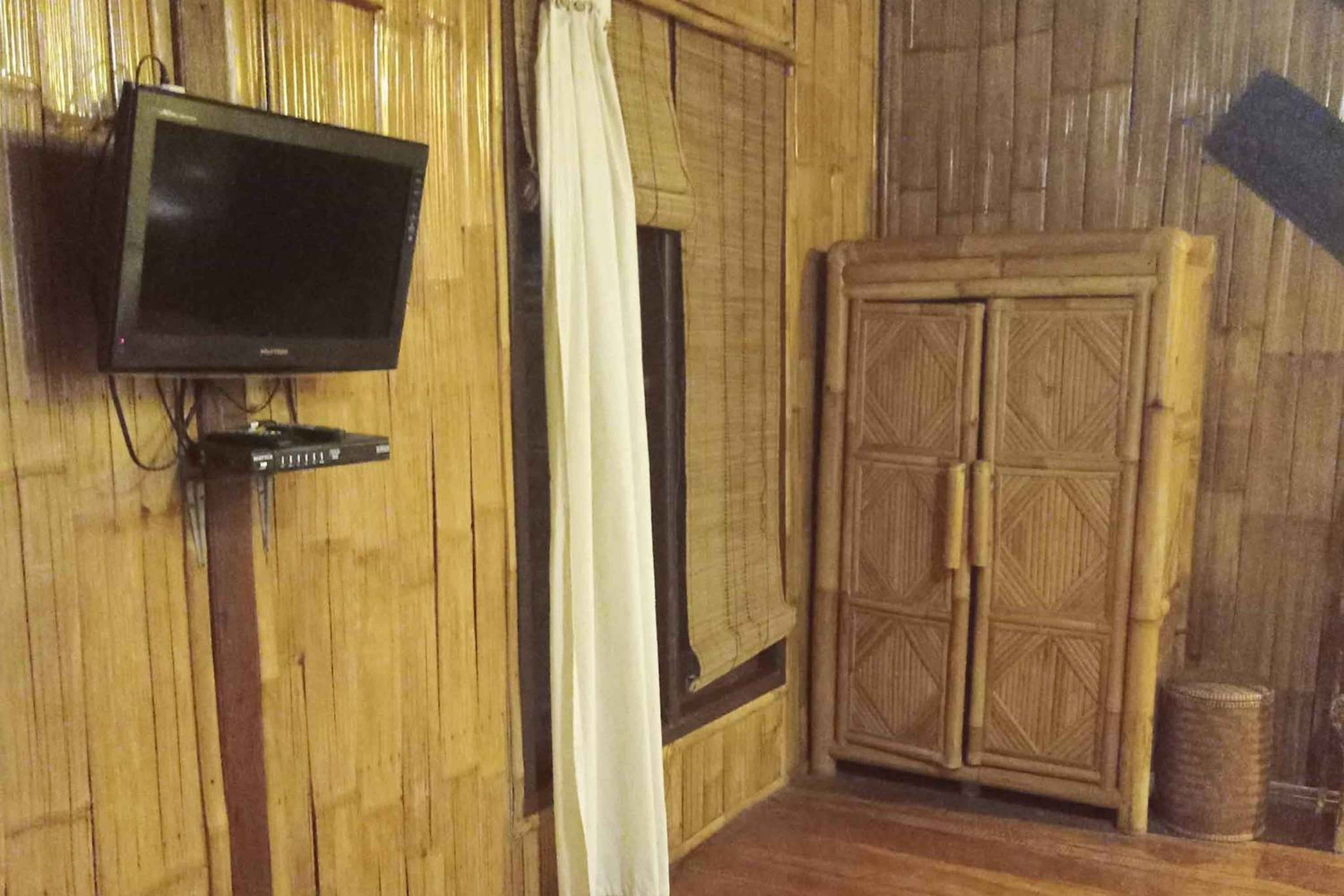 Standard Double Room - Photo 15