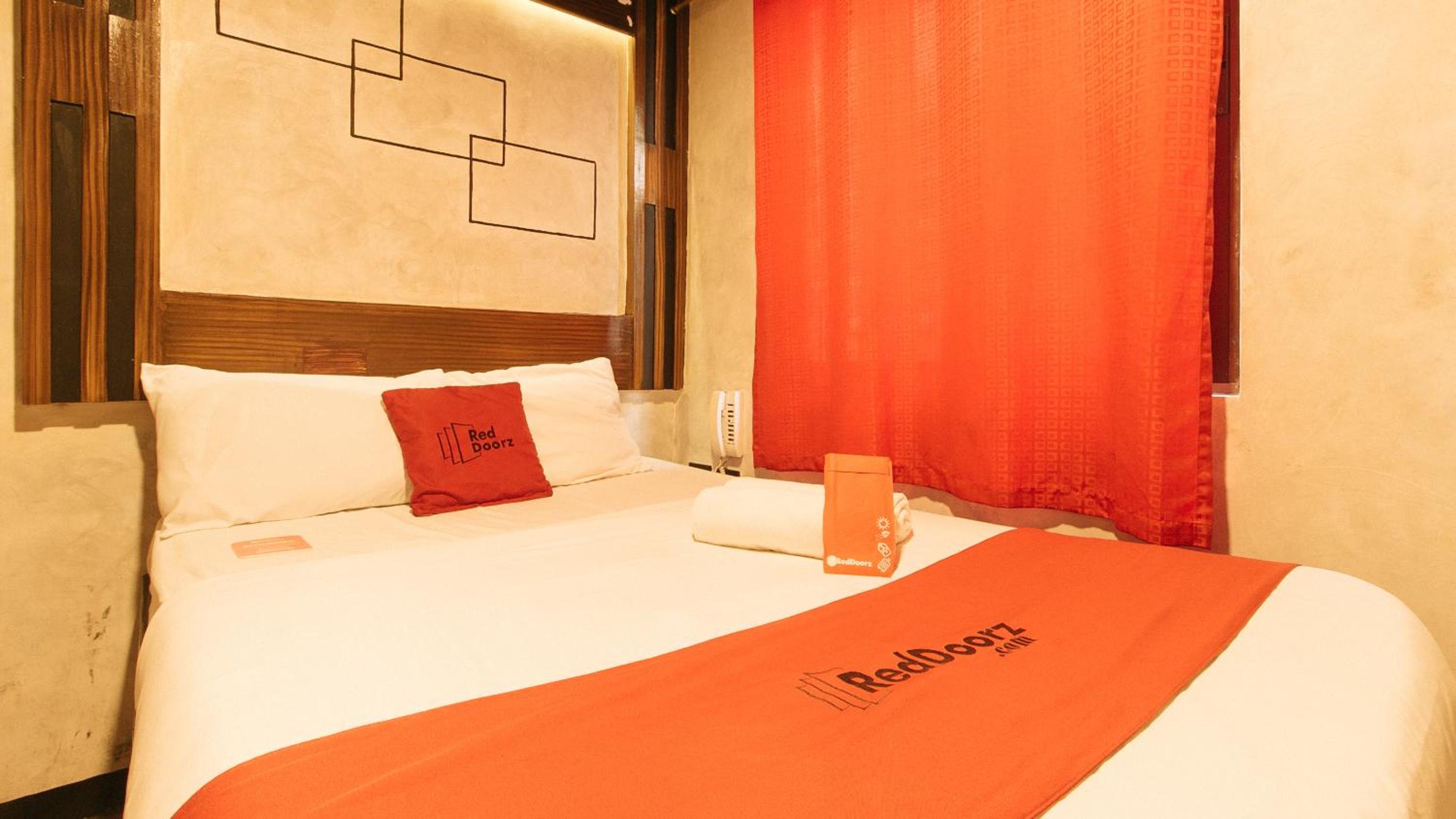 Standard Double Room - Photo 3