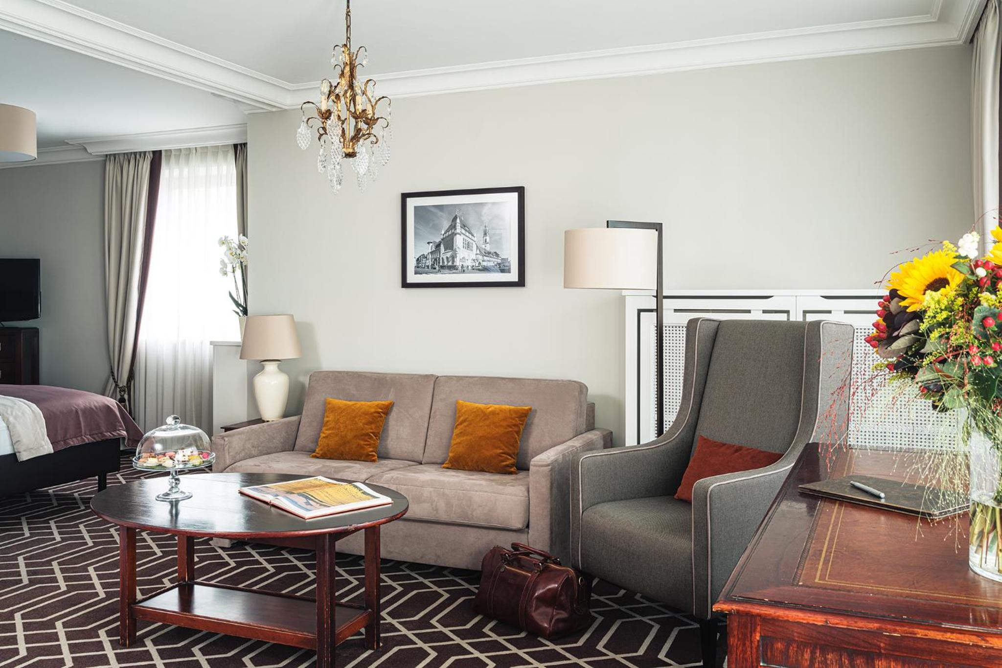 Junior Suite - Photo 1