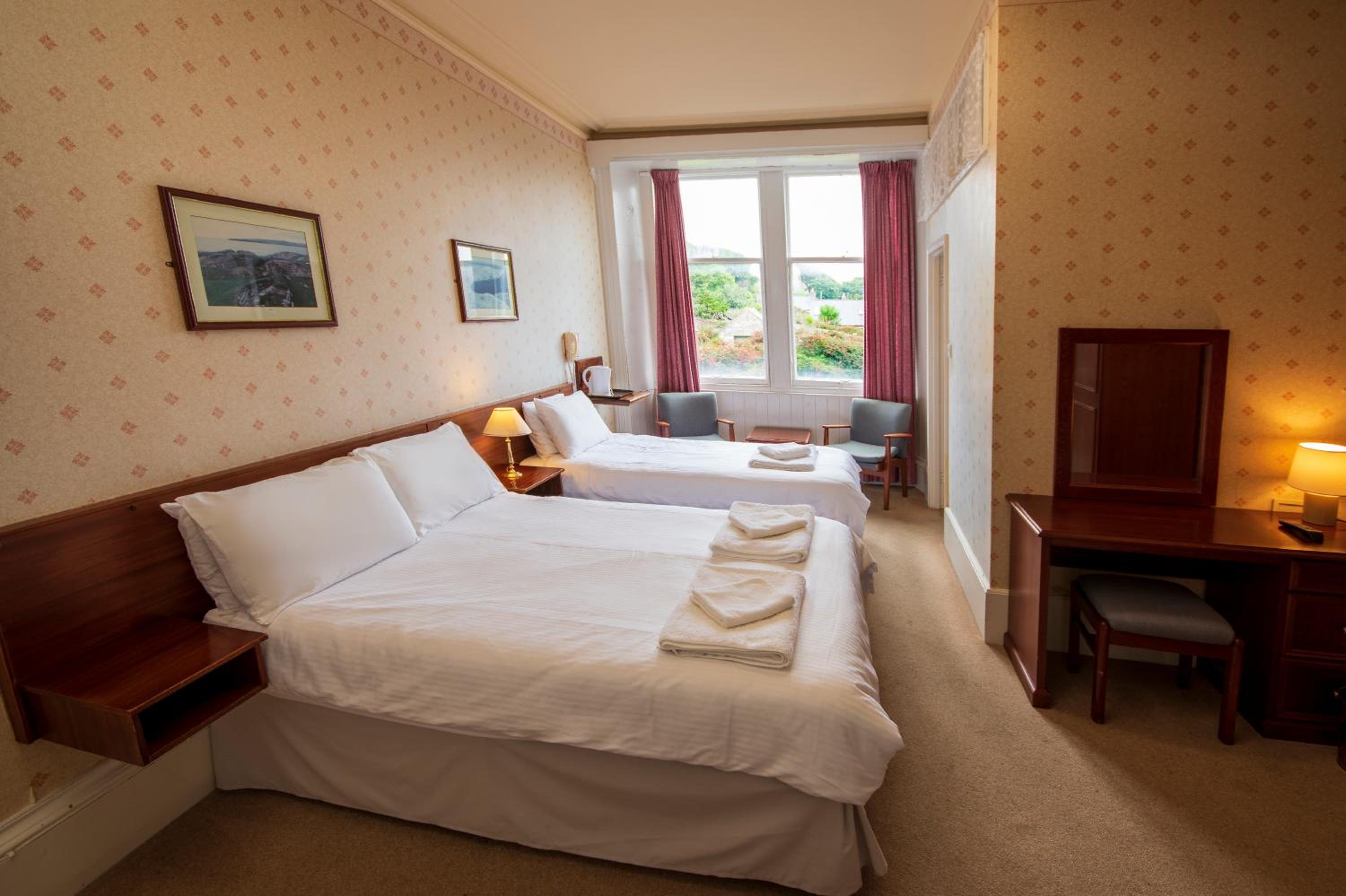Triple Room with Private Bathroom