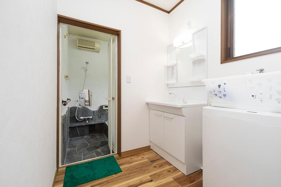 Three-Bedroom House photo 2