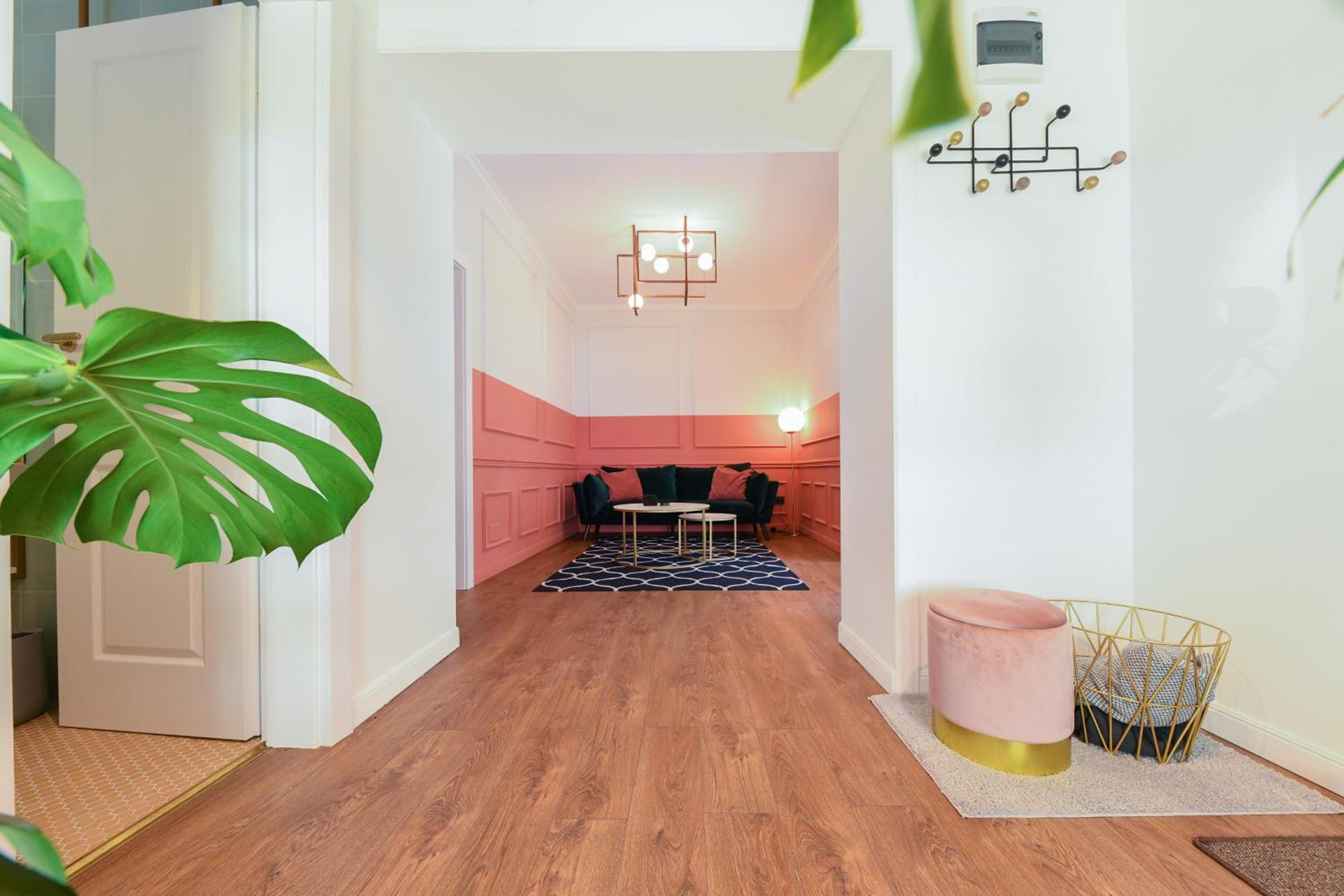 One-Bedroom Apartment - Photo 13