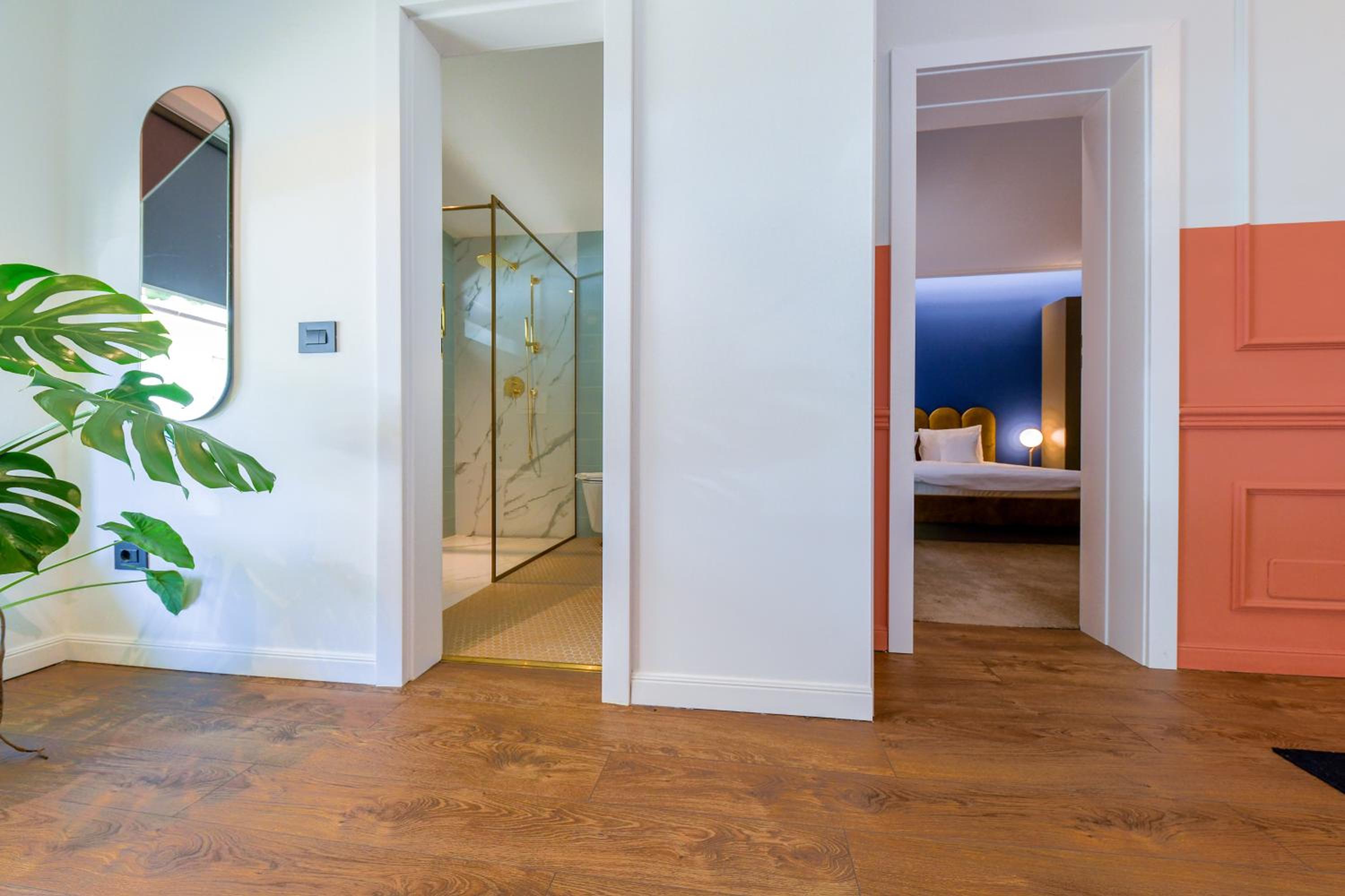 One-Bedroom Apartment - Photo 16