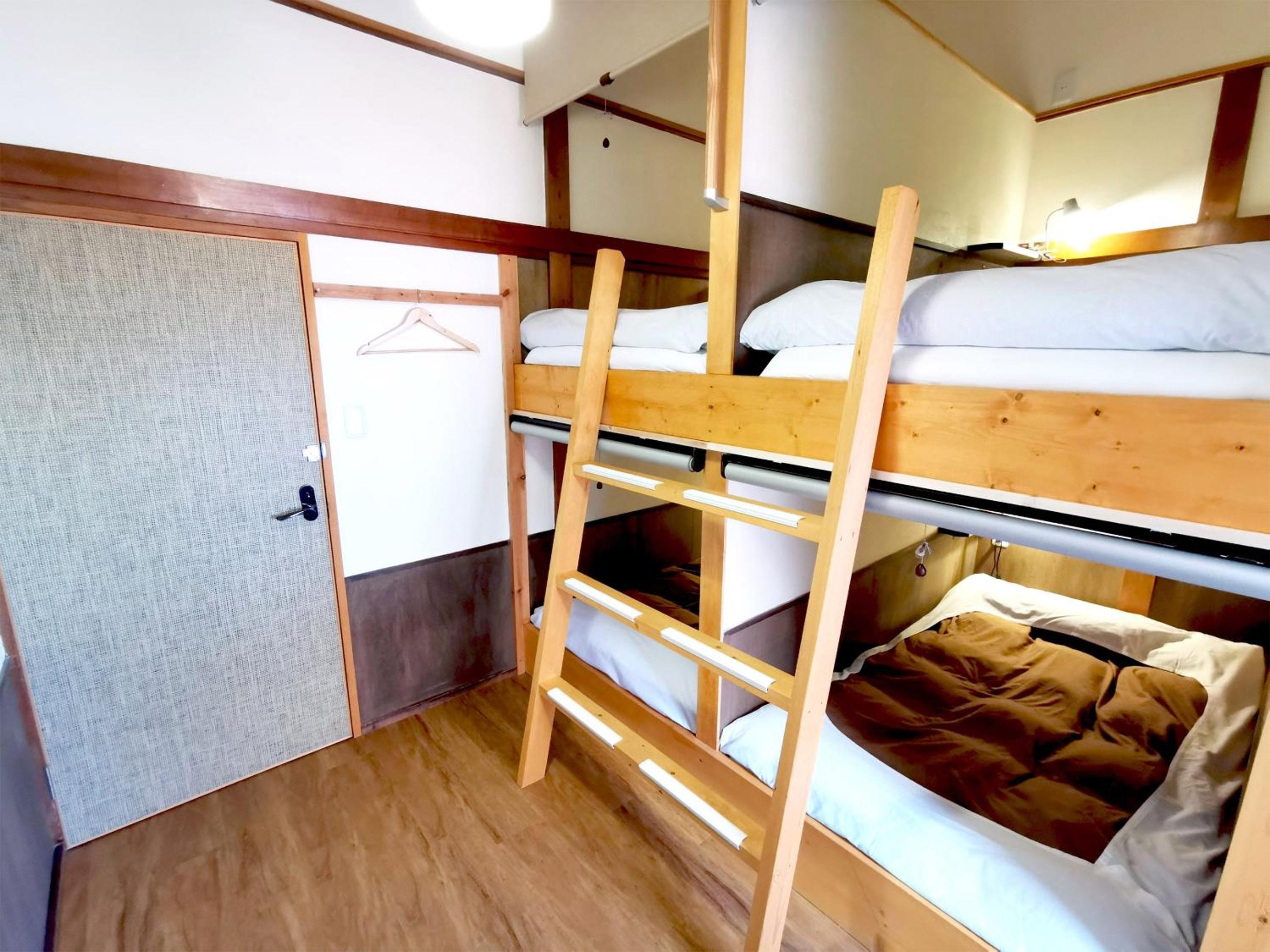 Bed in 4-Bed Female Dormitory Room photo 2