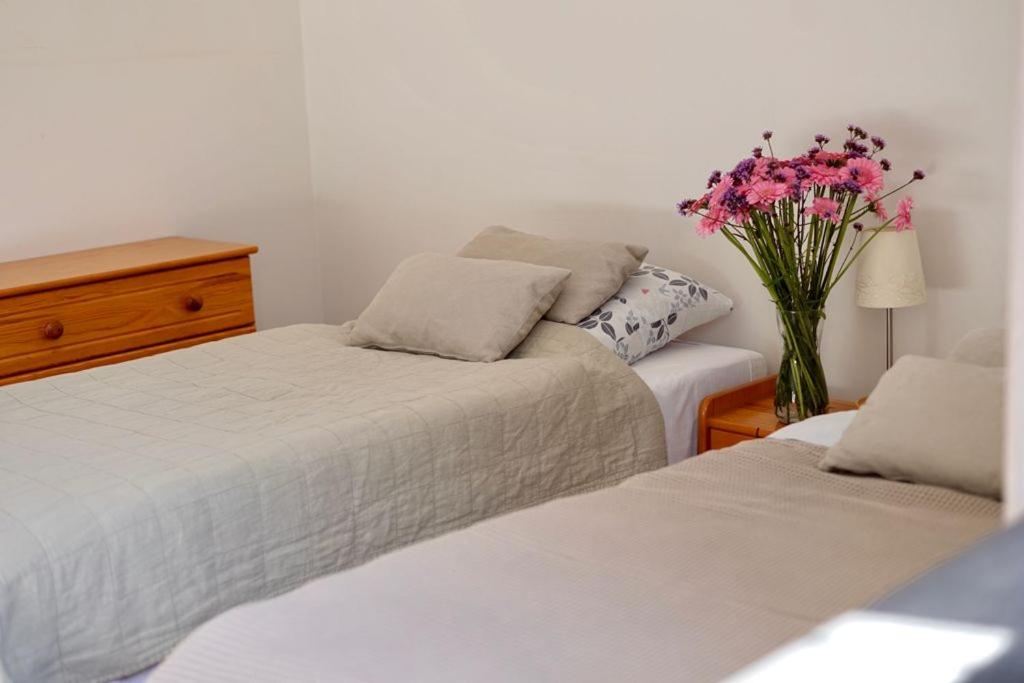 Triple Room with Private Bathroom - Photo 5