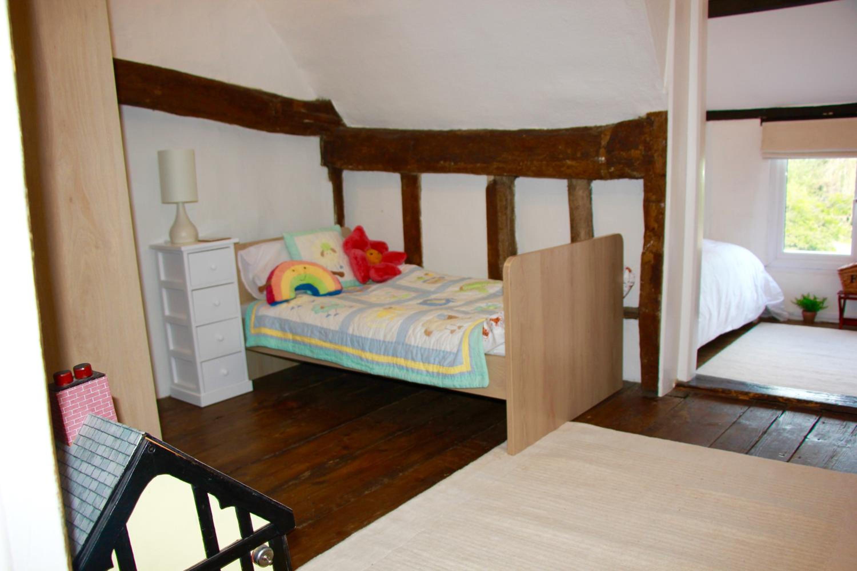 Three-Bedroom House - Photo 27