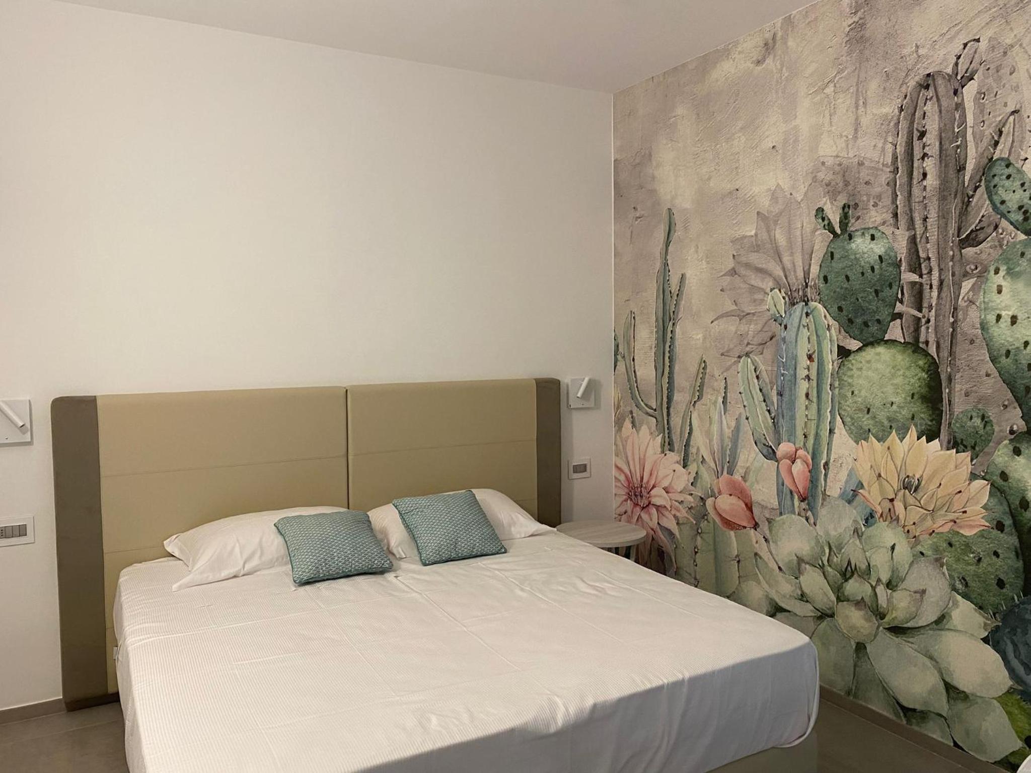 Double Room with Private Bathroom - Photo 3