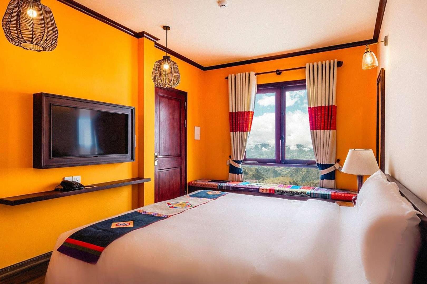 Two-Bedroom Sky Villa with Mountain View