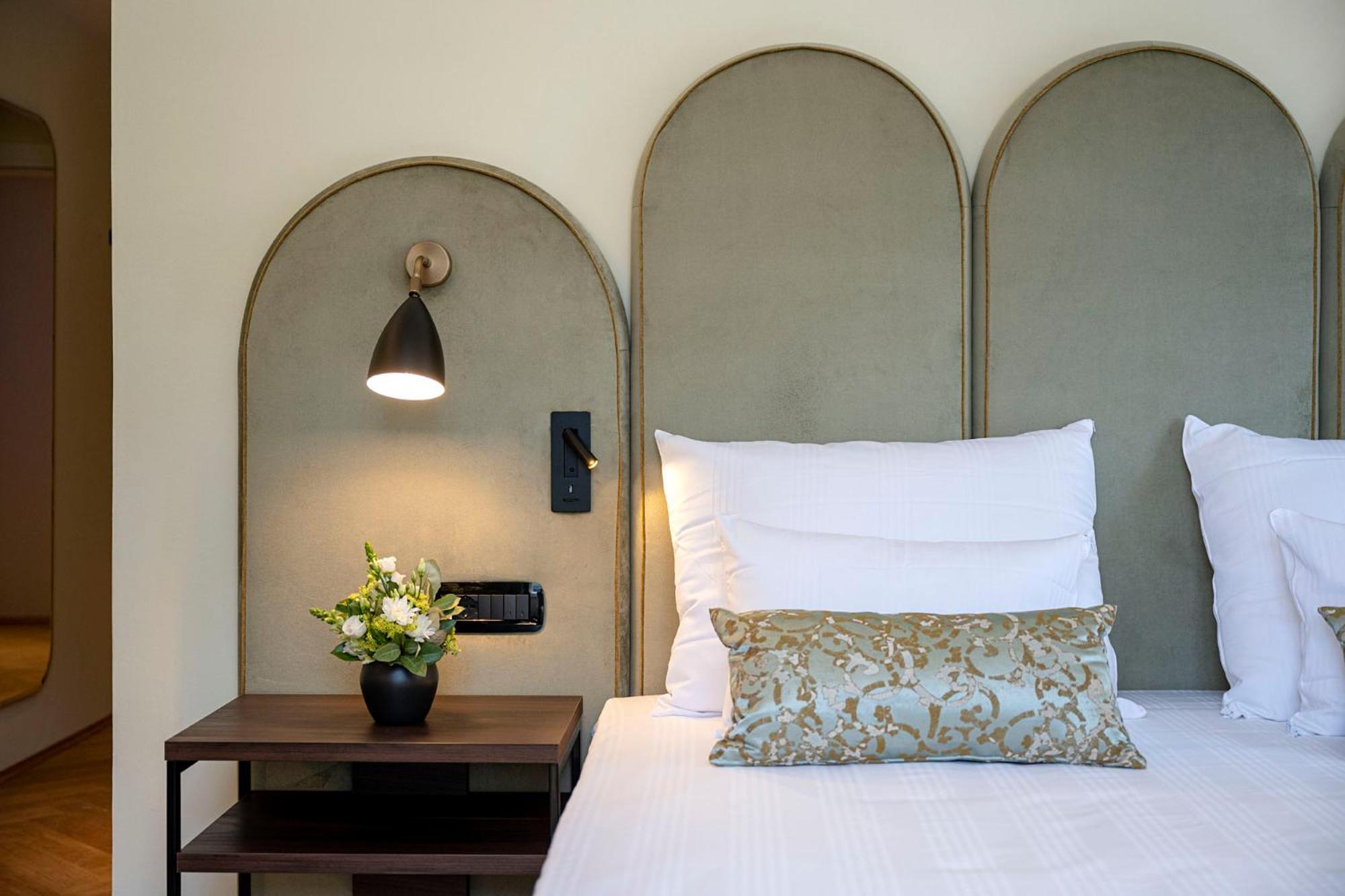 Deluxe Double or Twin Room - Photo 4