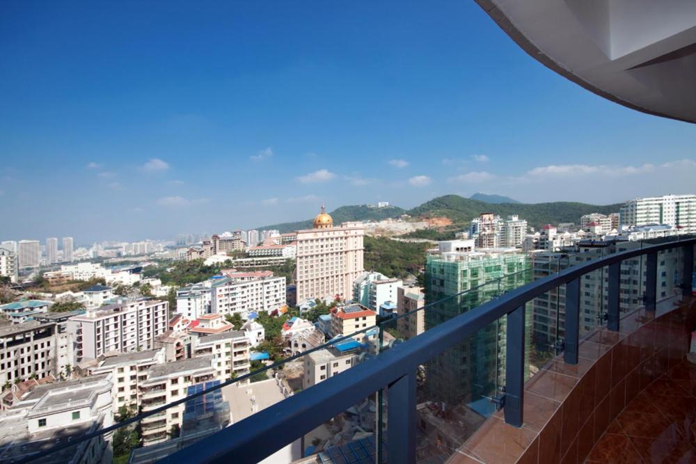 Two-Bedroom Apartment with Garden View - Photo 5